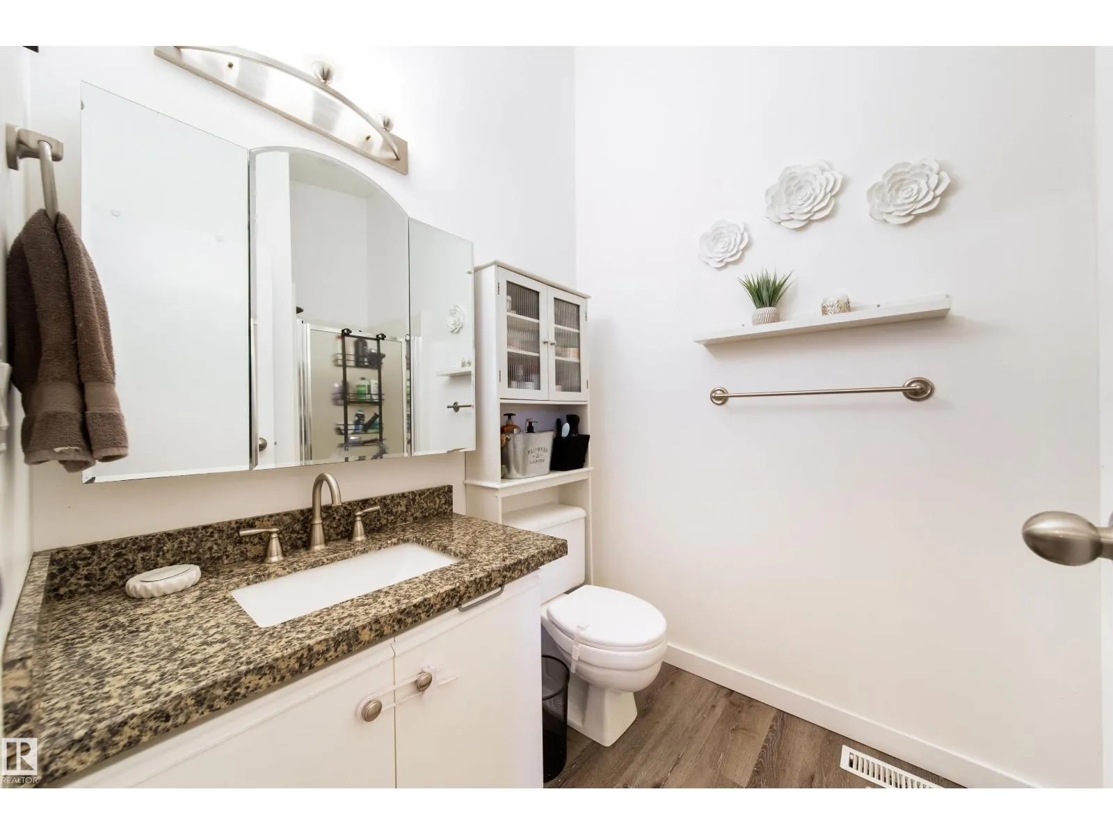 #26 9505 176 ST NW