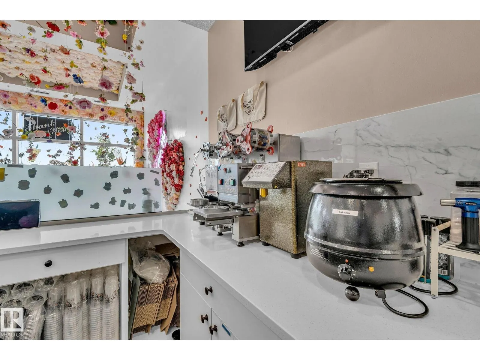 2230 Trumpeter WY NW