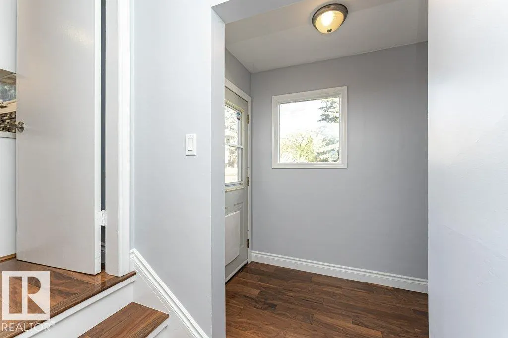 10432 64 AV NW