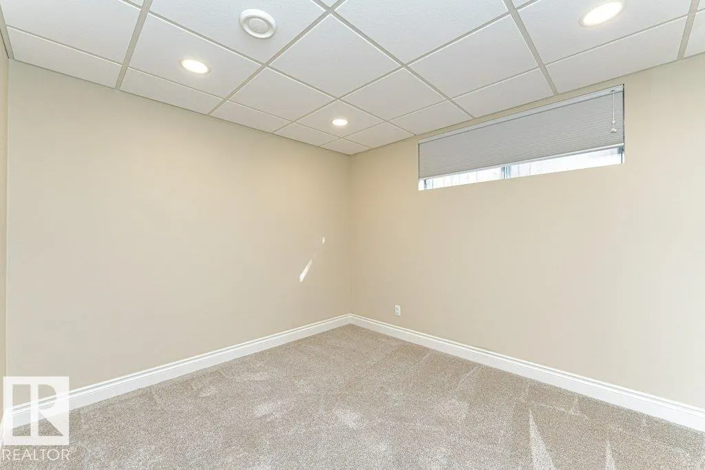 10432 64 AV NW