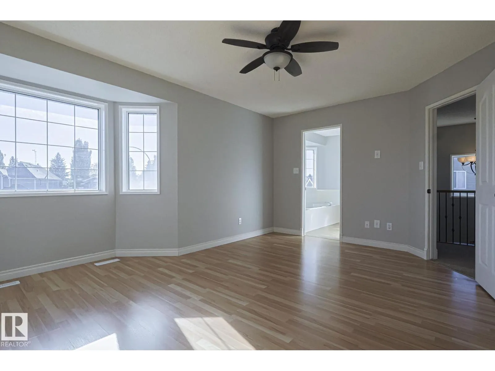 11 HIGH PARK CL