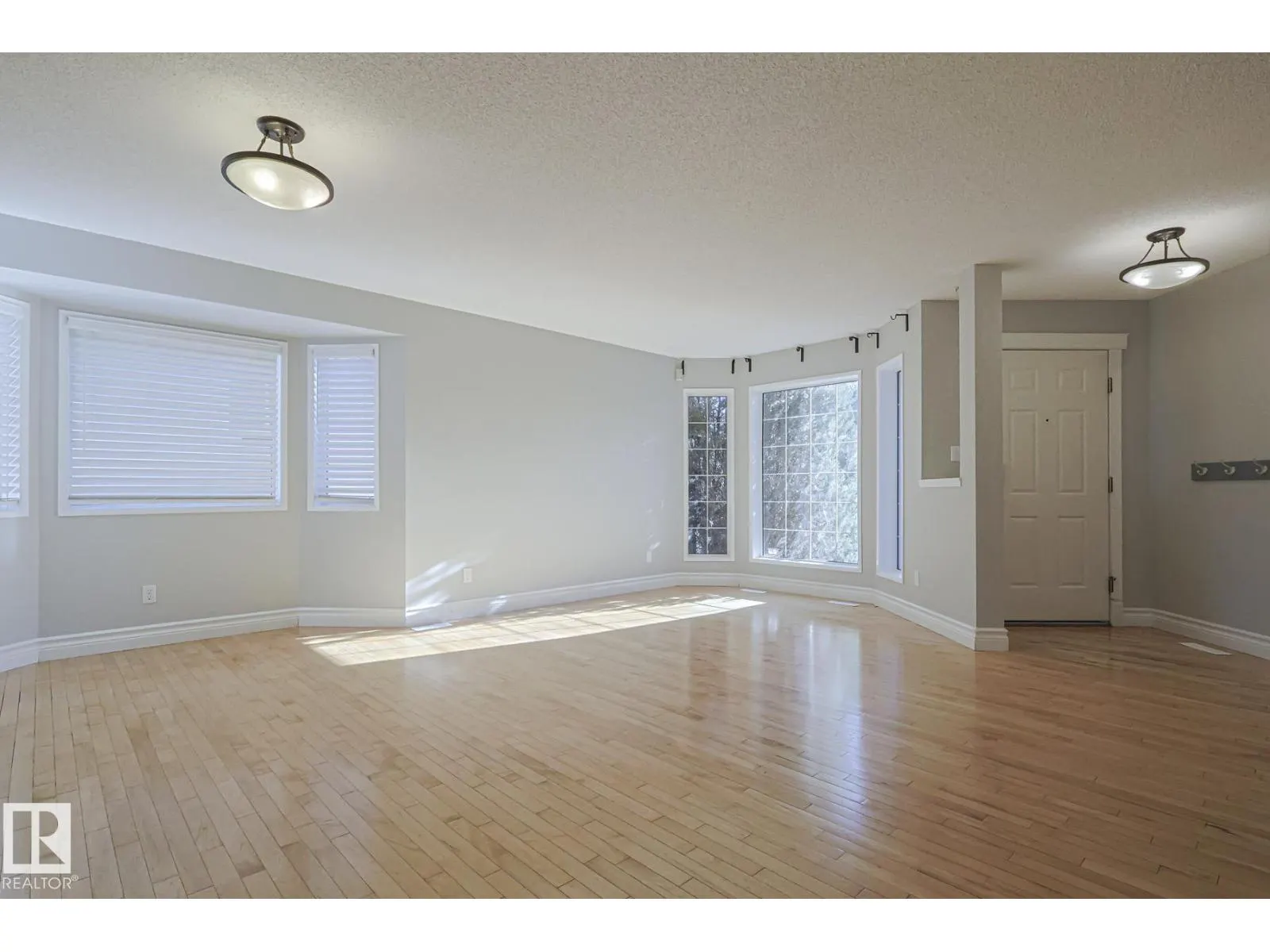 11 HIGH PARK CL