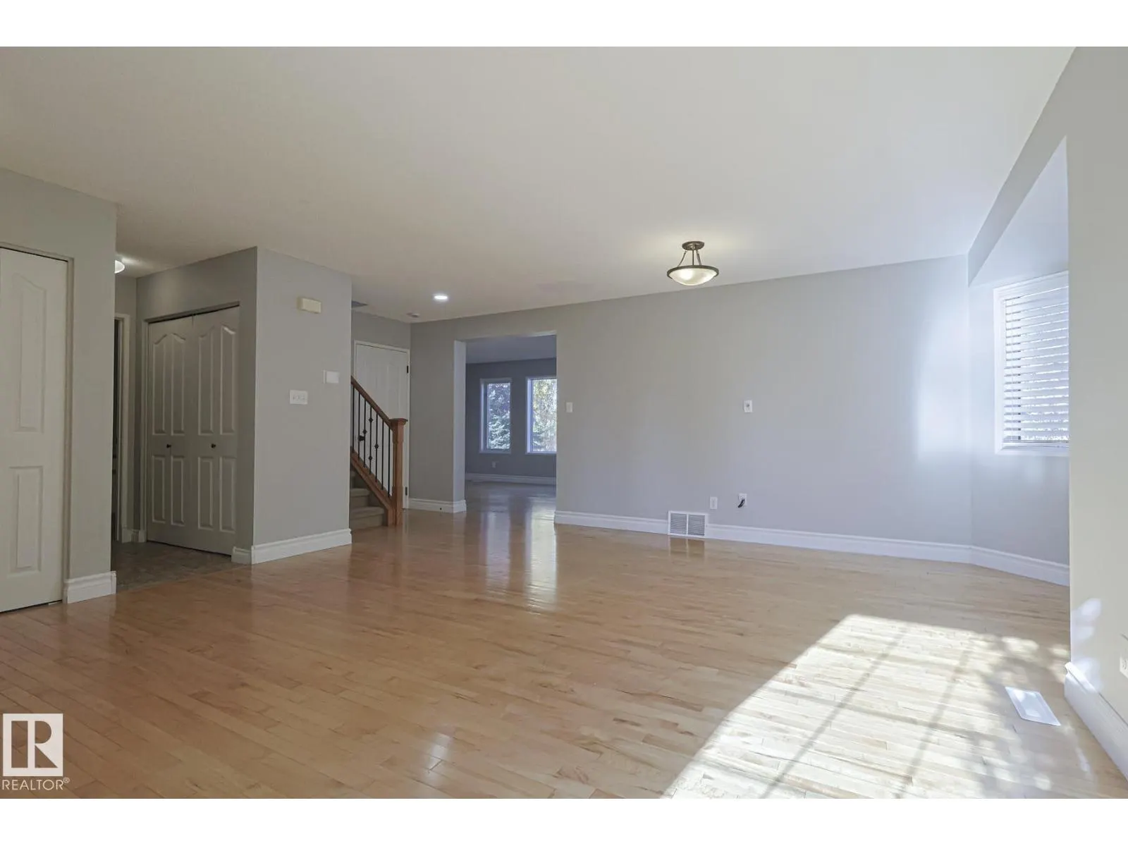 11 HIGH PARK CL