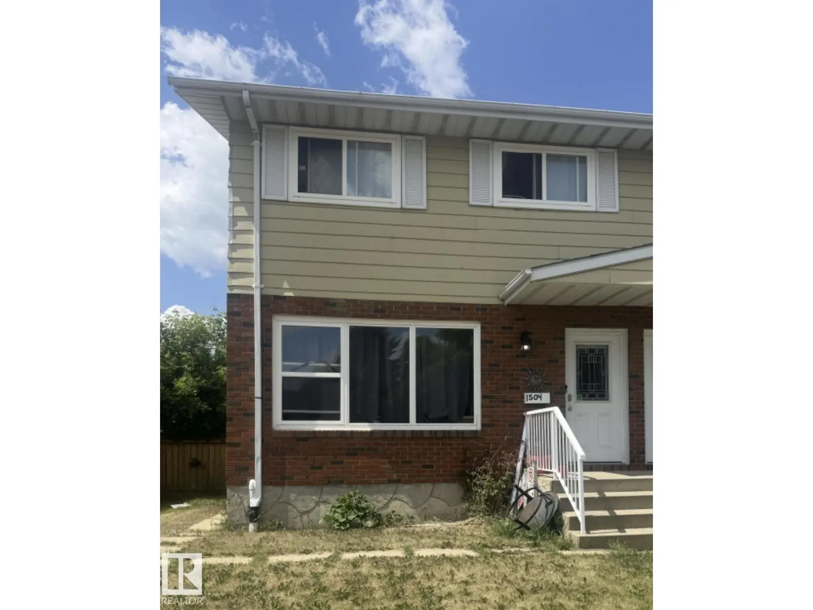 1504 62 ST NW