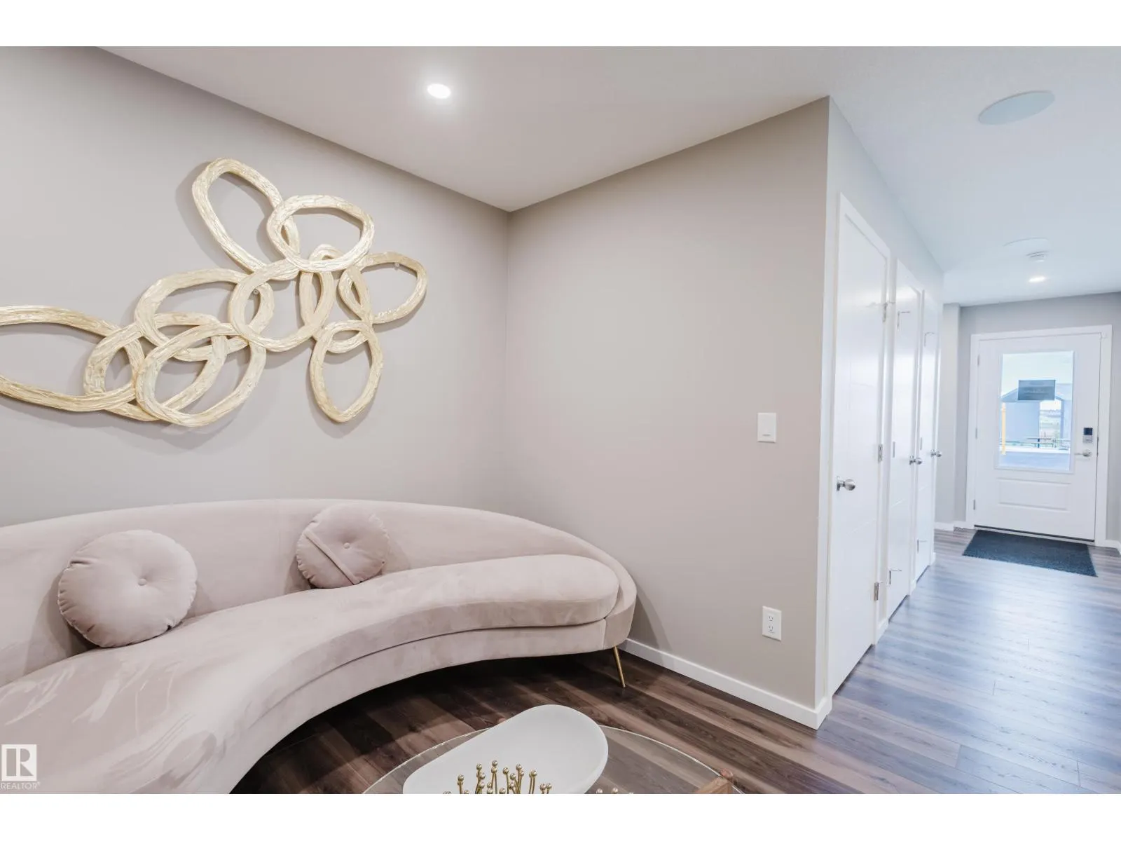 1029 Helen Lavender LN