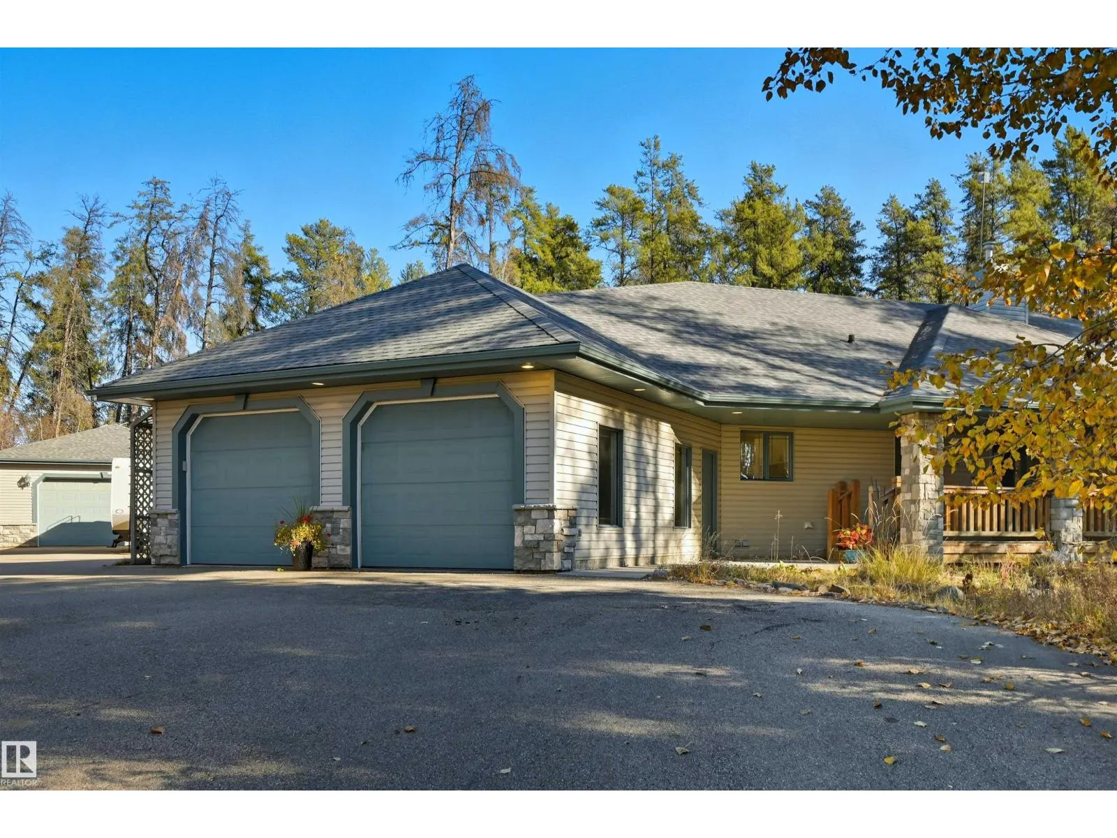 #27 26213 TWP ROAD 512