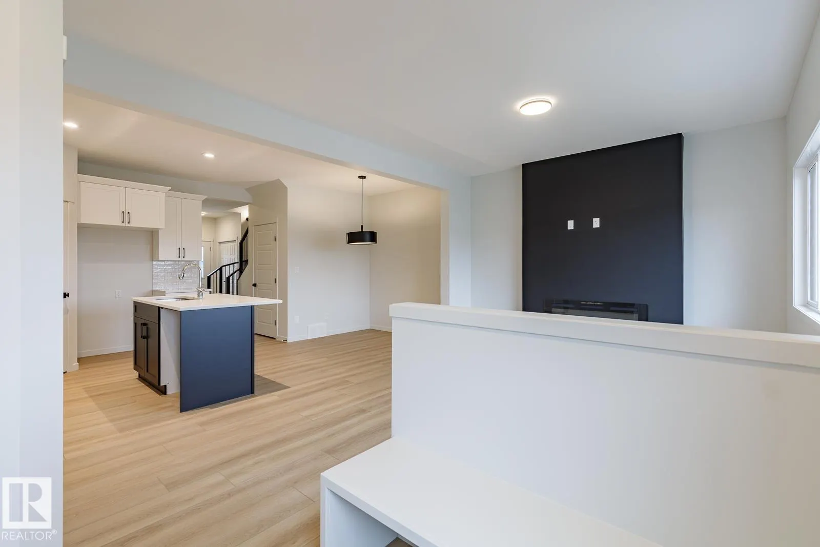 6324 175 AV NW