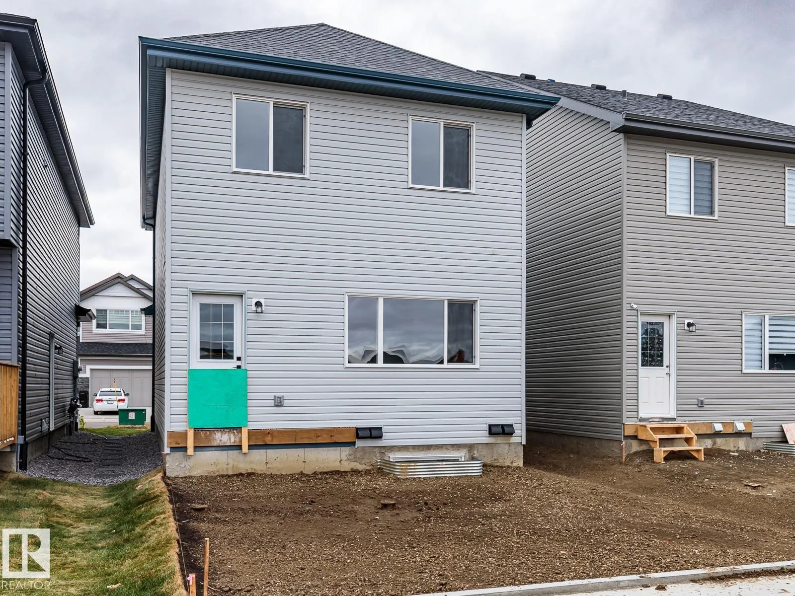 6324 175 AV NW