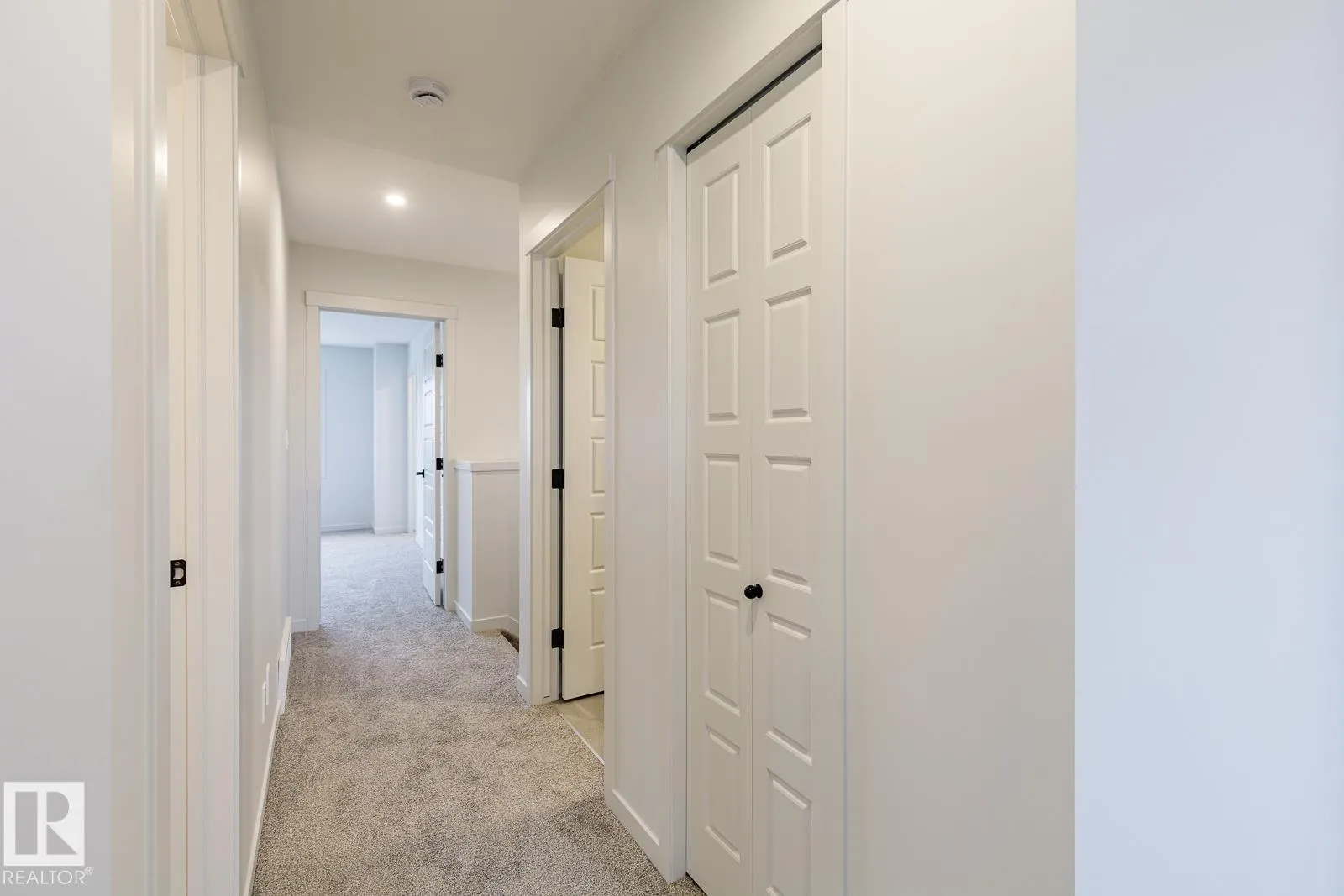 6324 175 AV NW