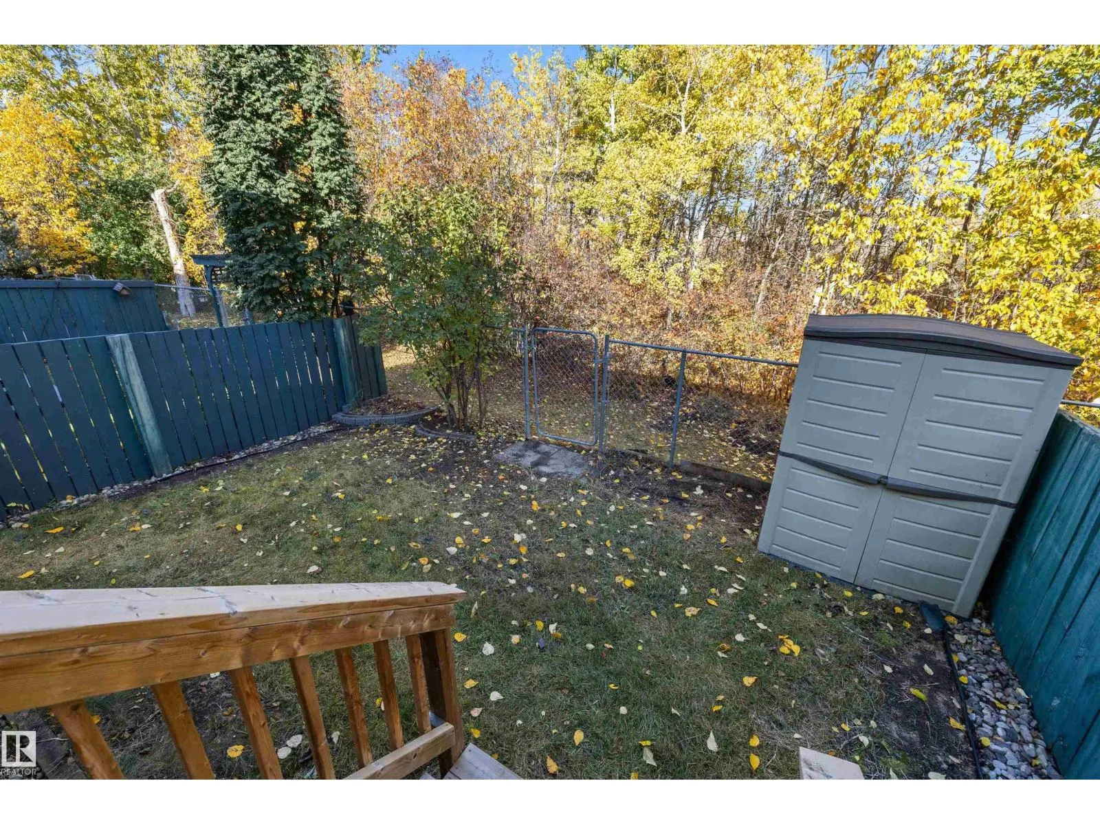 #8 300 HOOPER CR NW