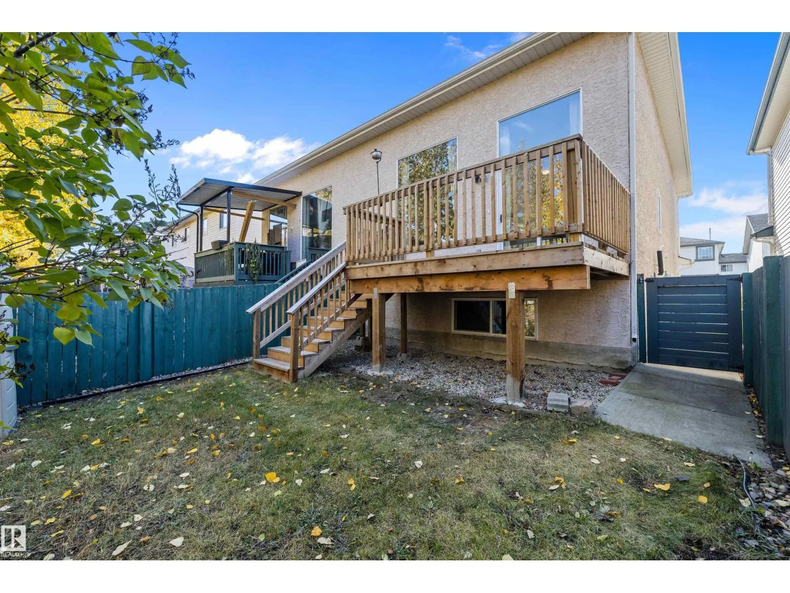 #8 300 HOOPER CR NW