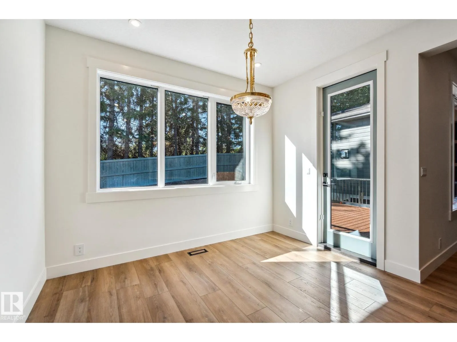 57 Newbury Ci