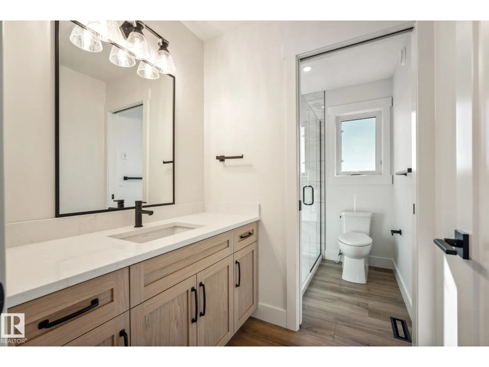 57 Newbury Ci