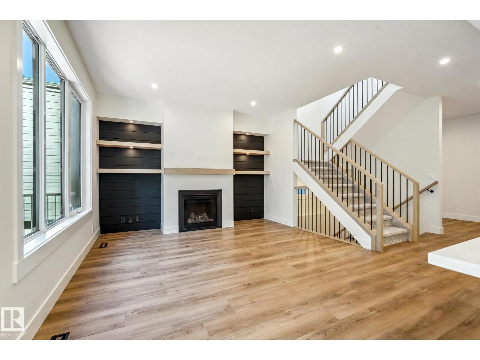 57 Newbury Ci