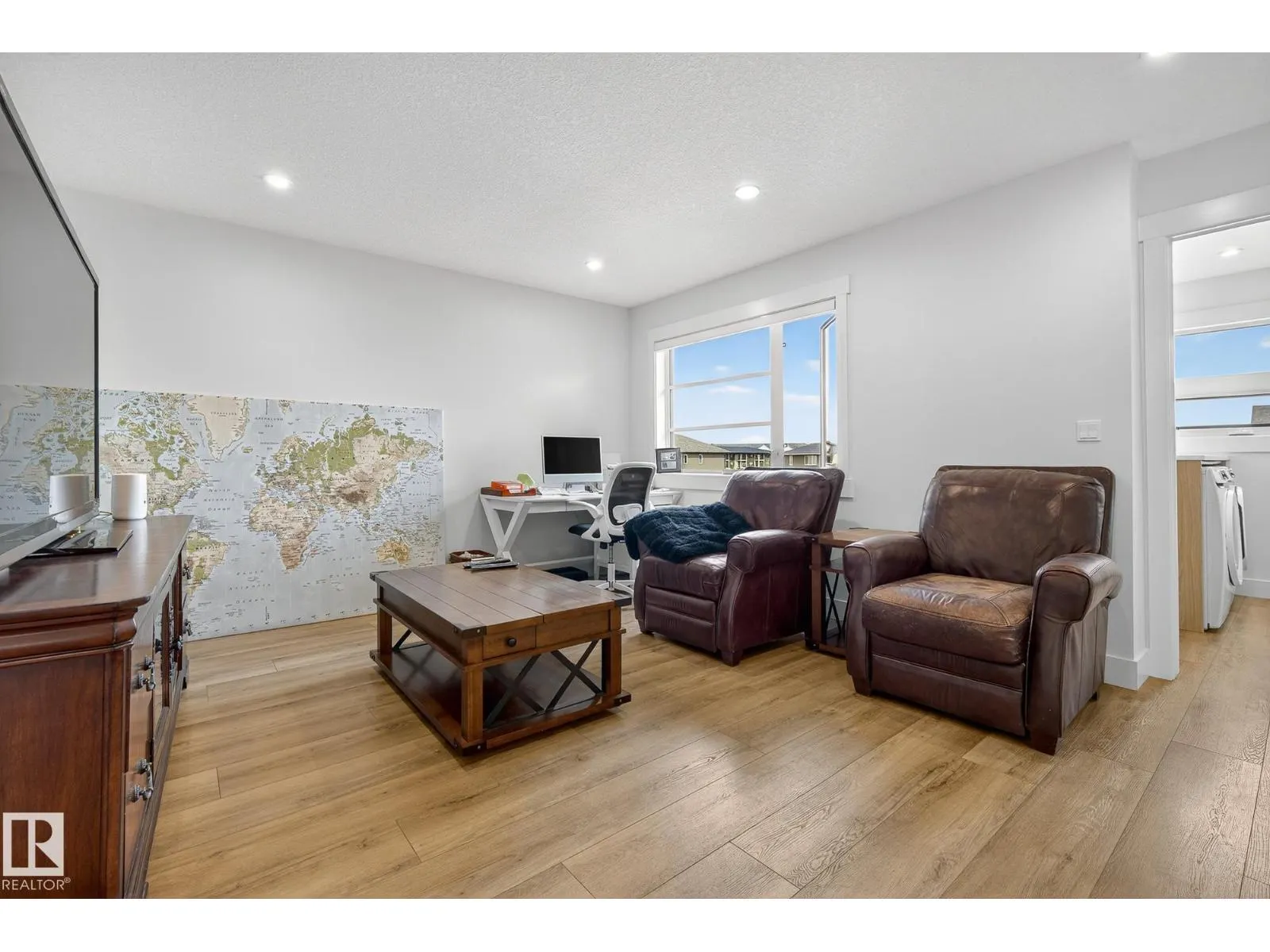57 Newbury Ci