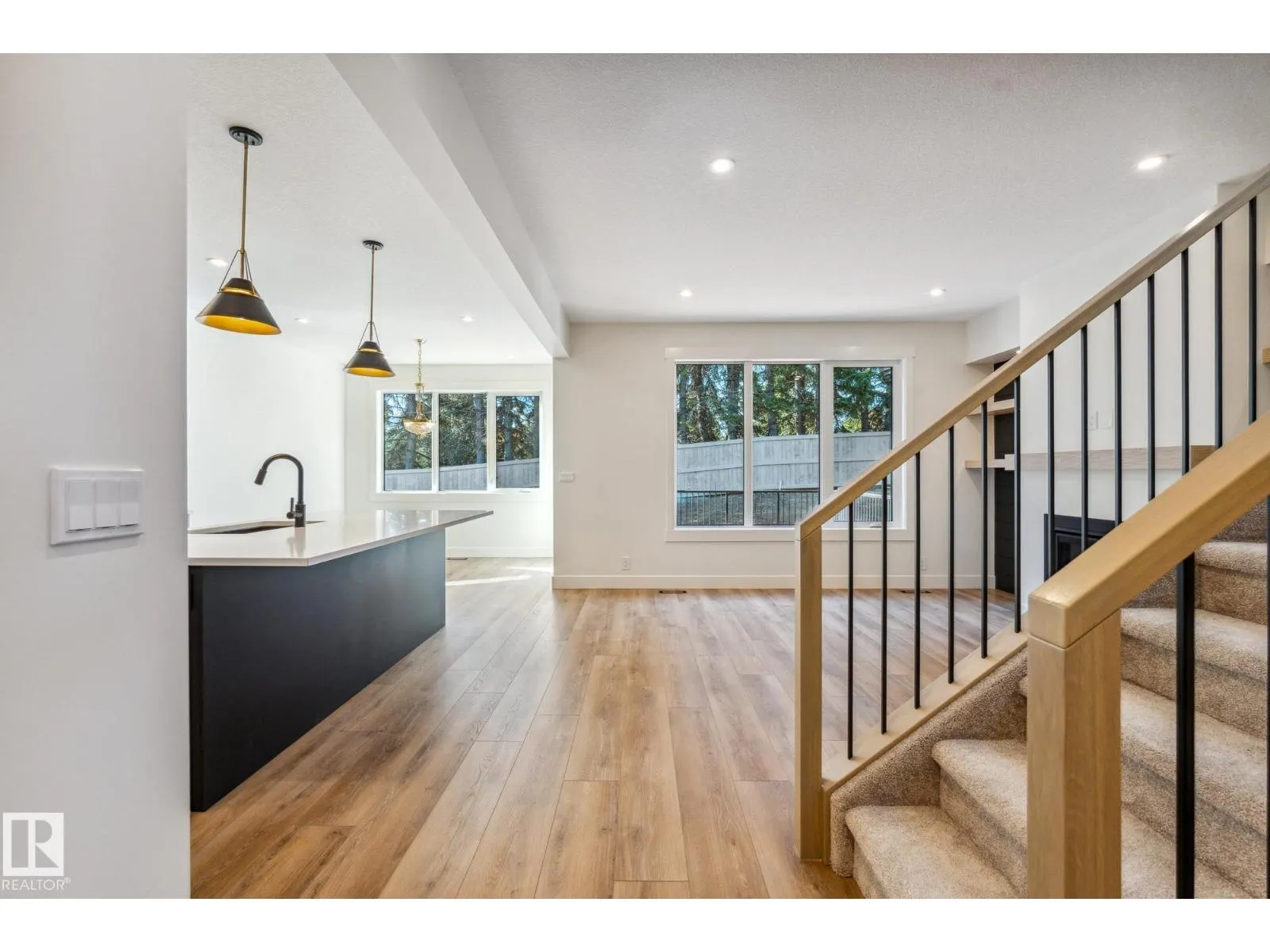 57 Newbury Ci