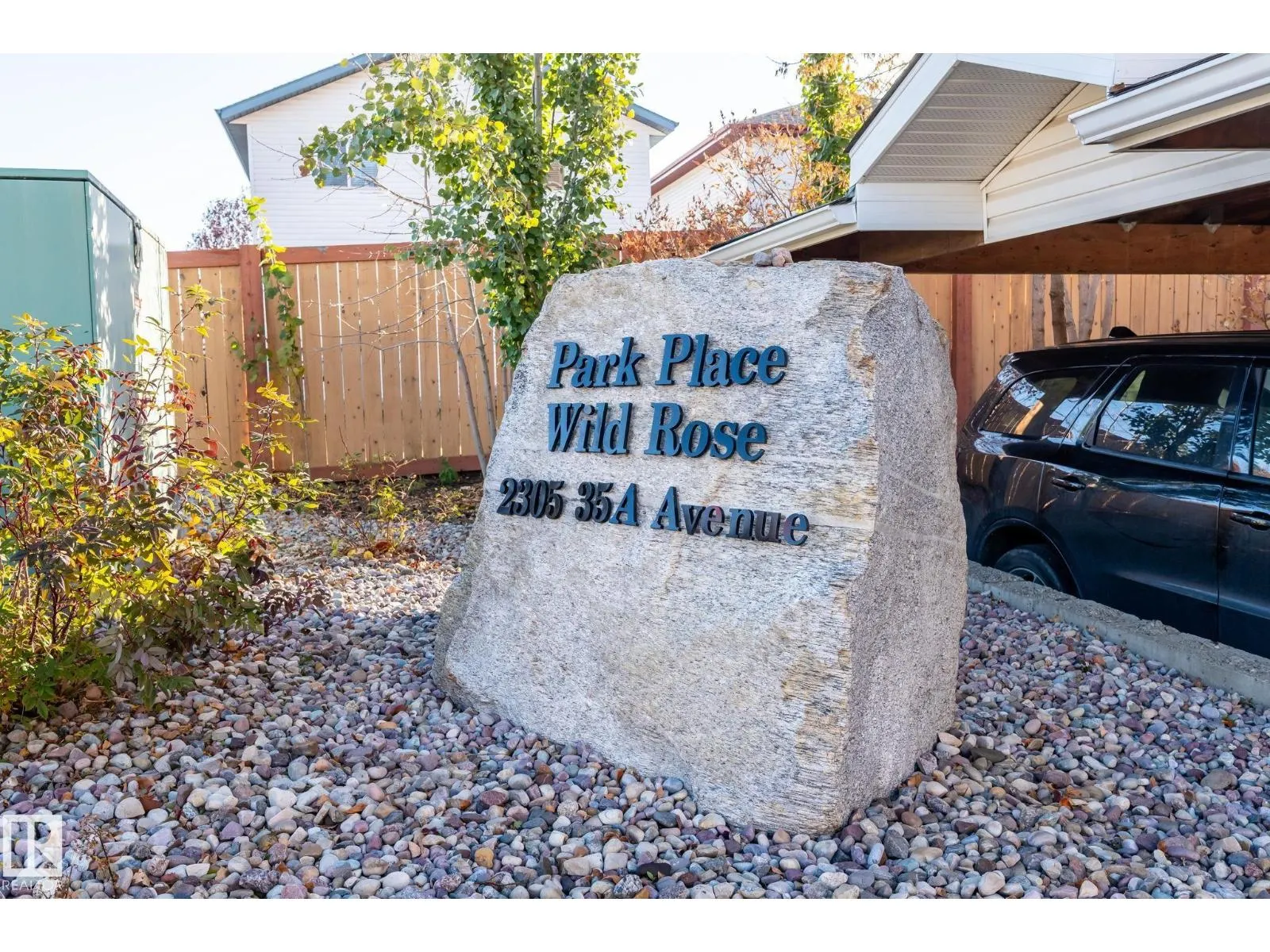 #114 2305 35A AV NW