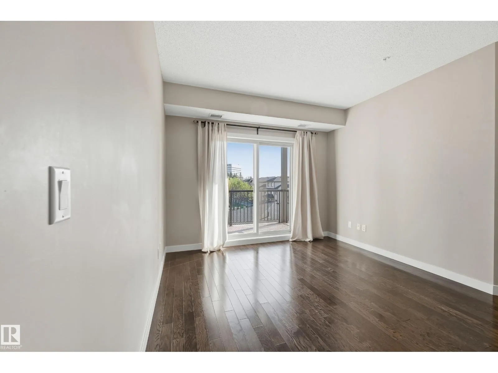 #314 10530 56 AV NW