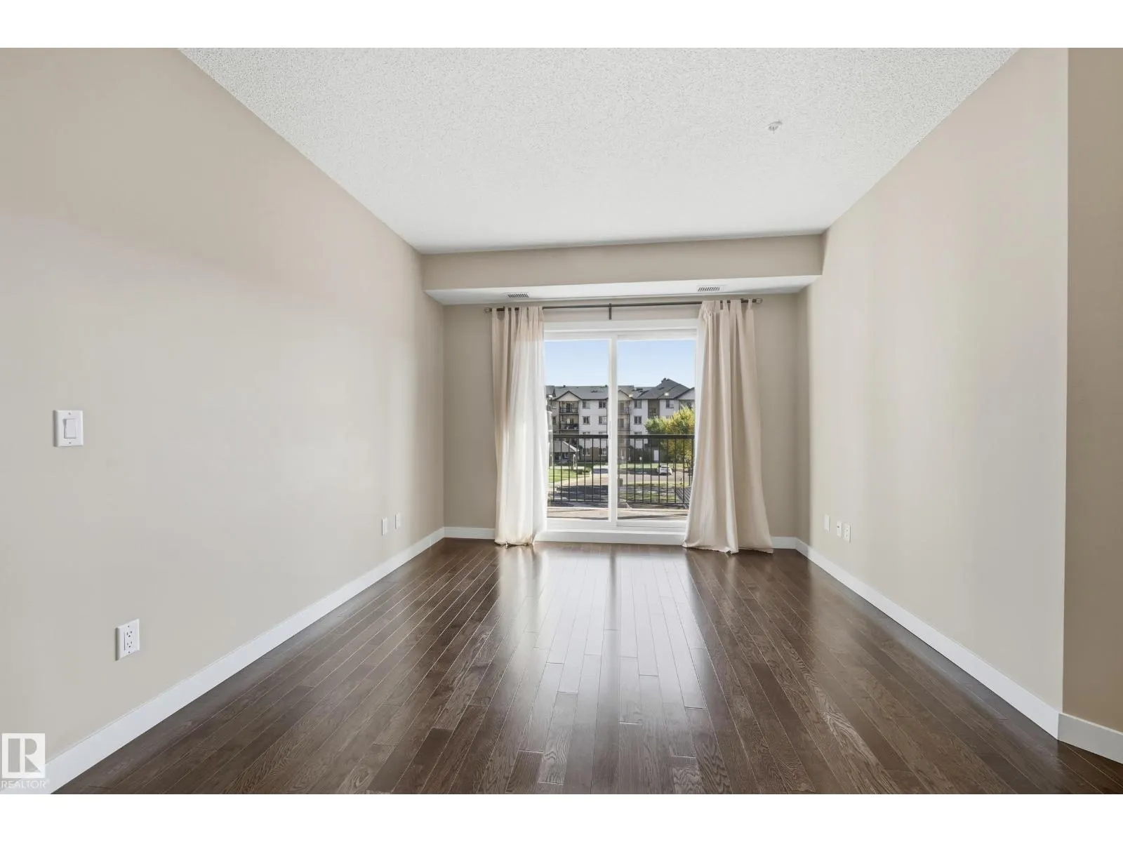 #314 10530 56 AV NW