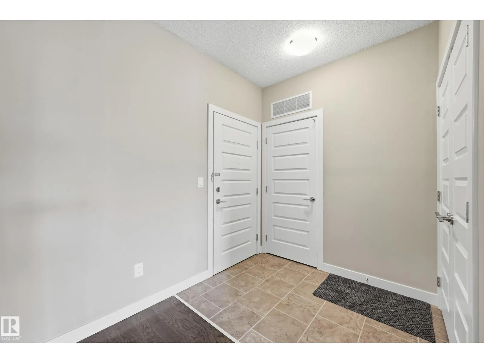 #314 10530 56 AV NW