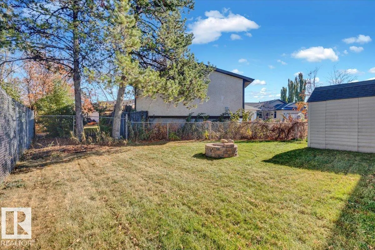 6 GLENDALE CR