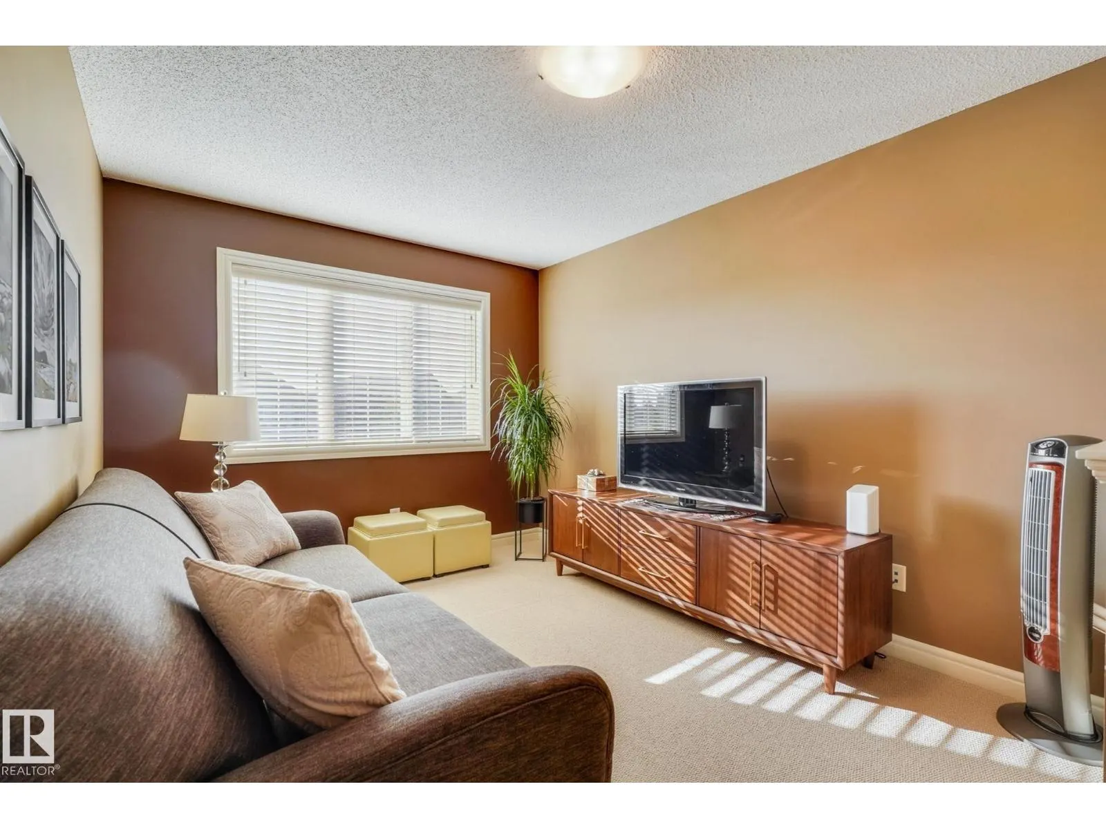 1926 119A ST SW