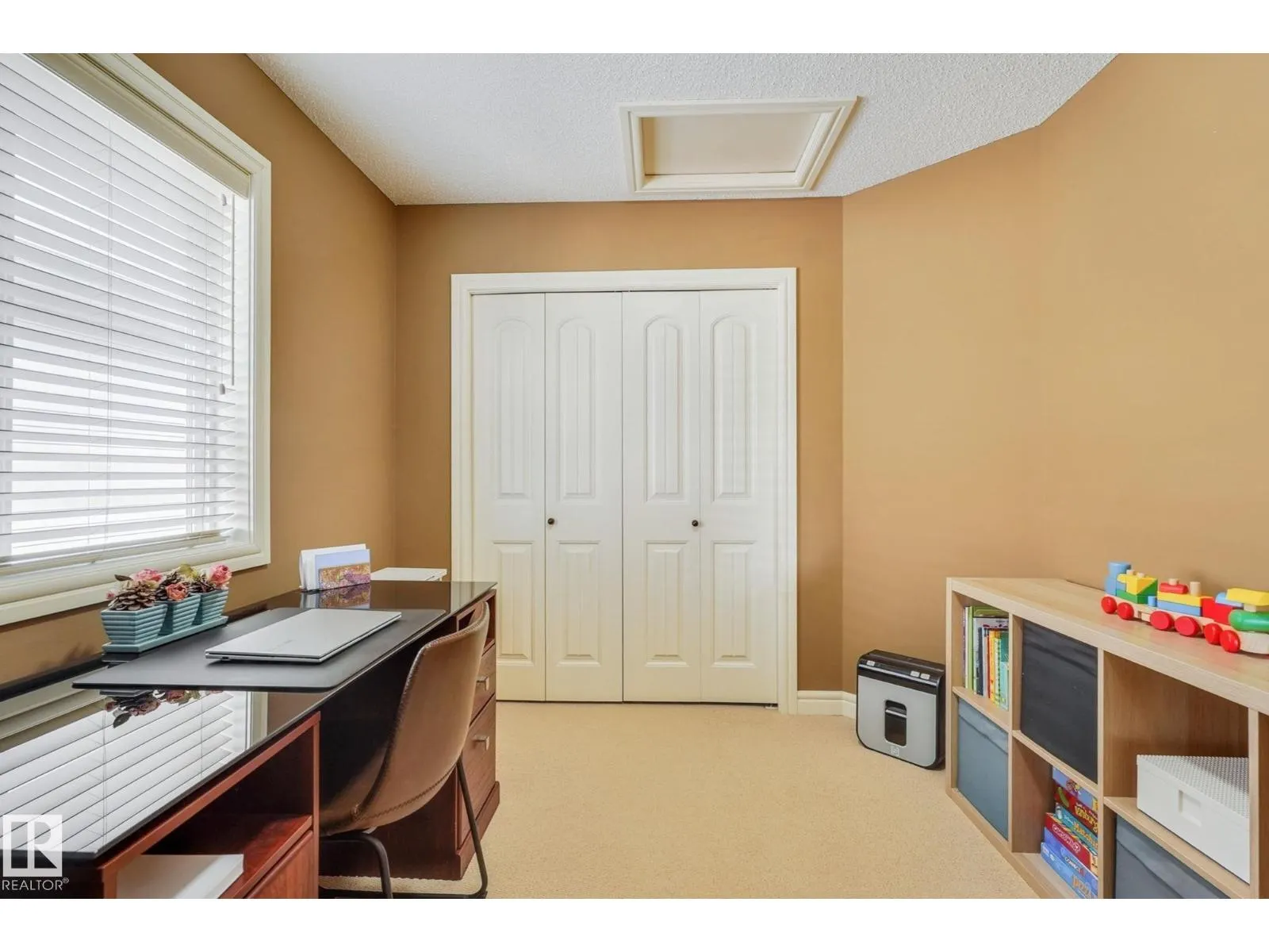 1926 119A ST SW