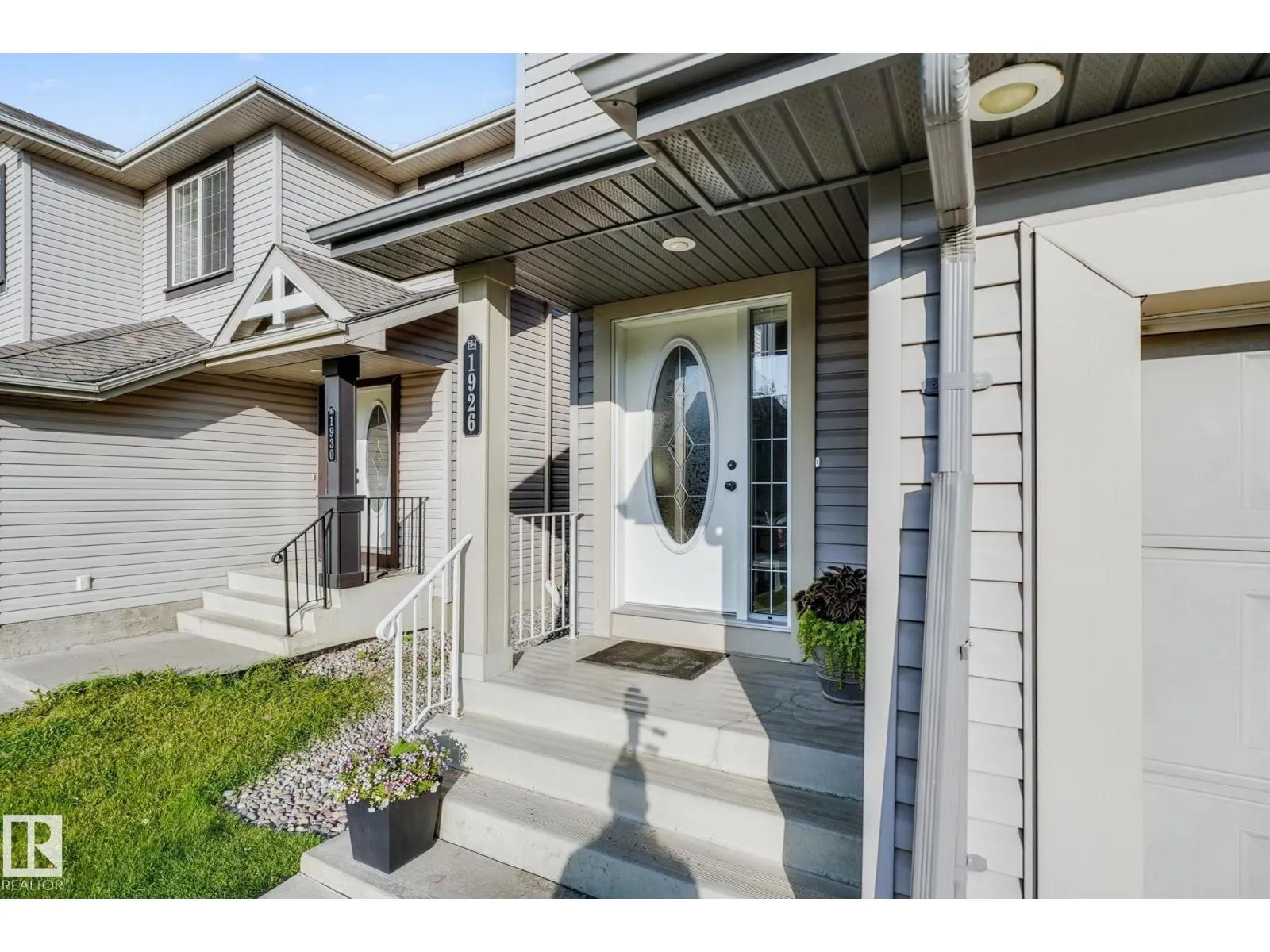 1926 119A ST SW