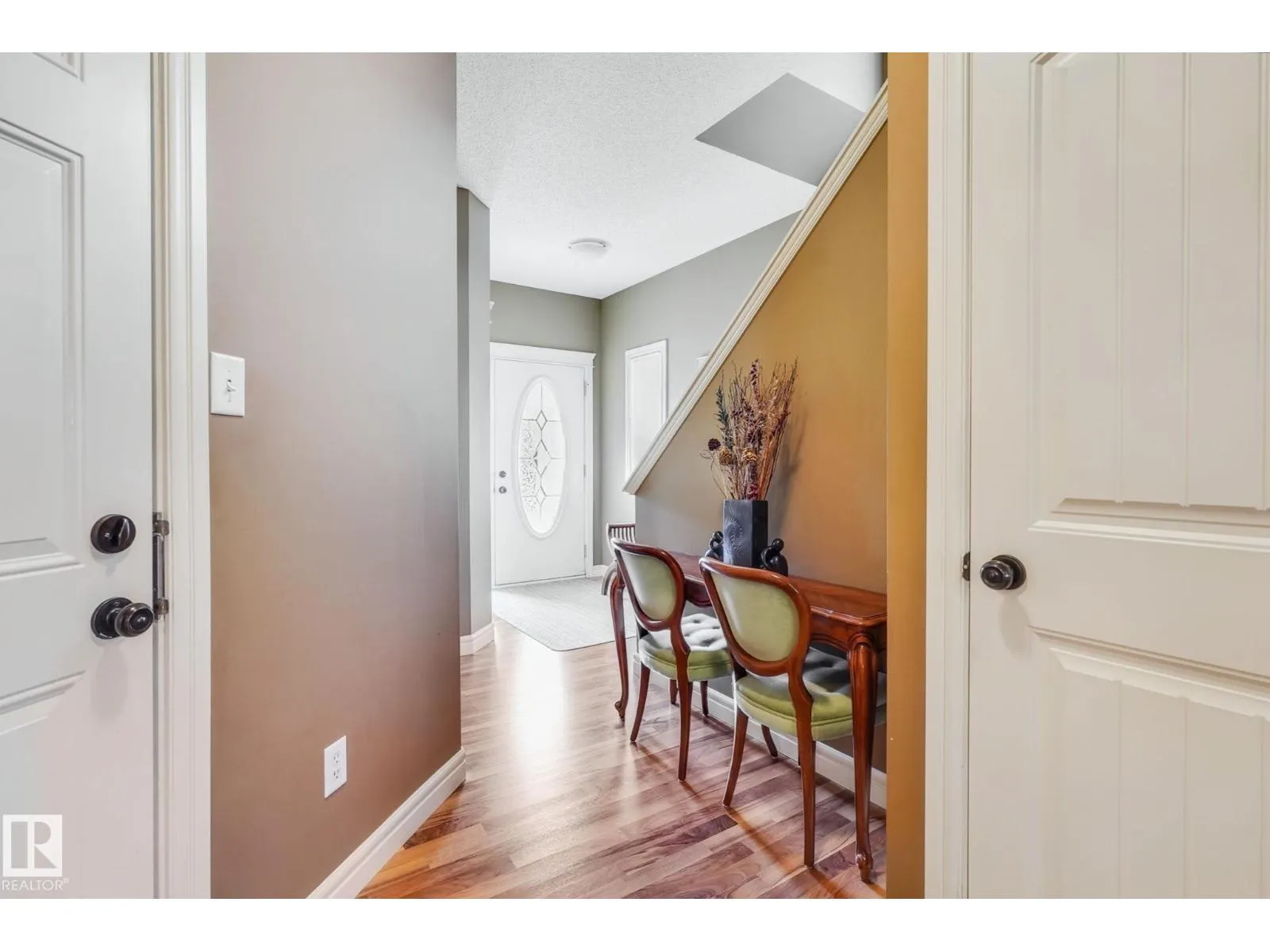 1926 119A ST SW