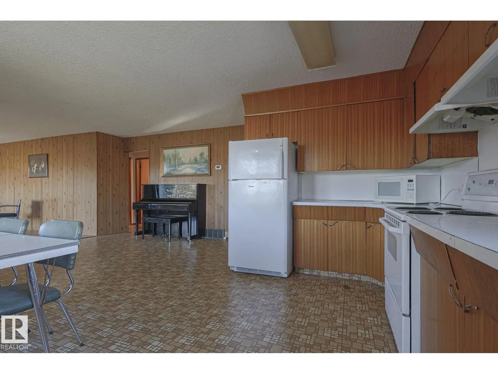 51249 RGE ROAD 232