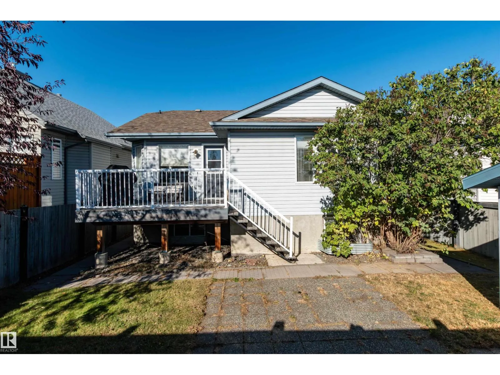 225 FORREST DR