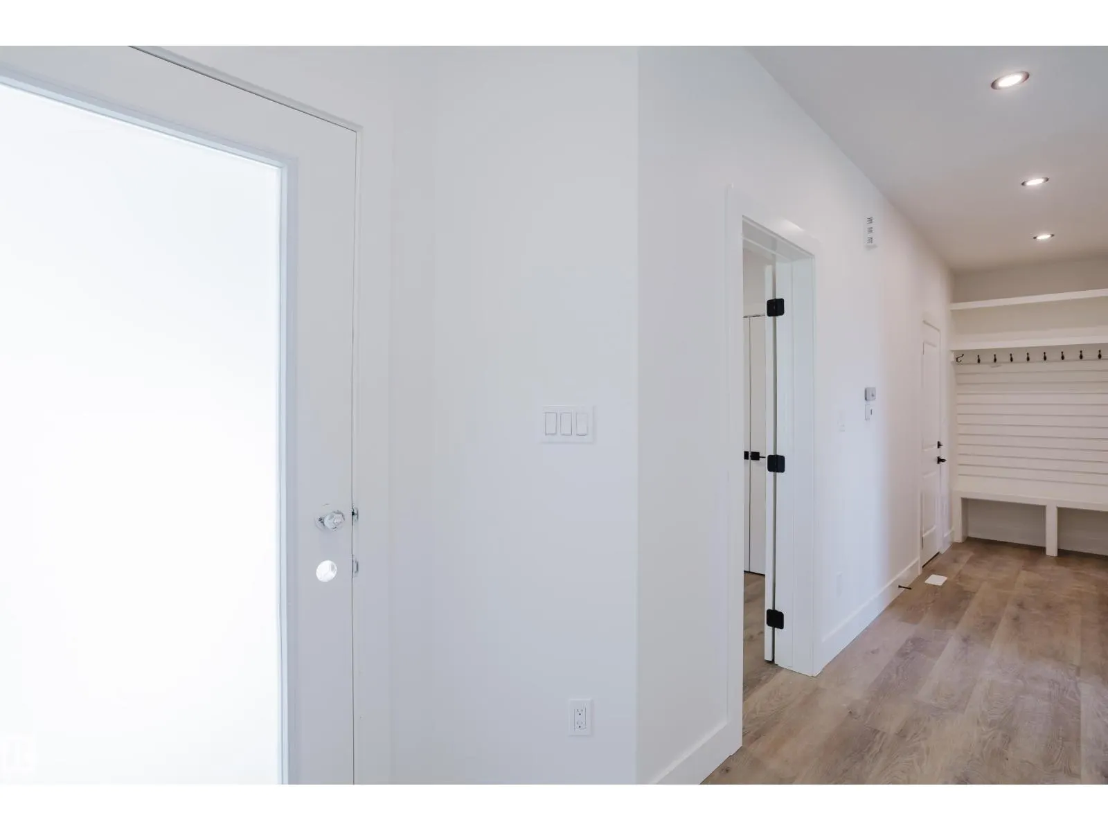 2803 188 ST NW