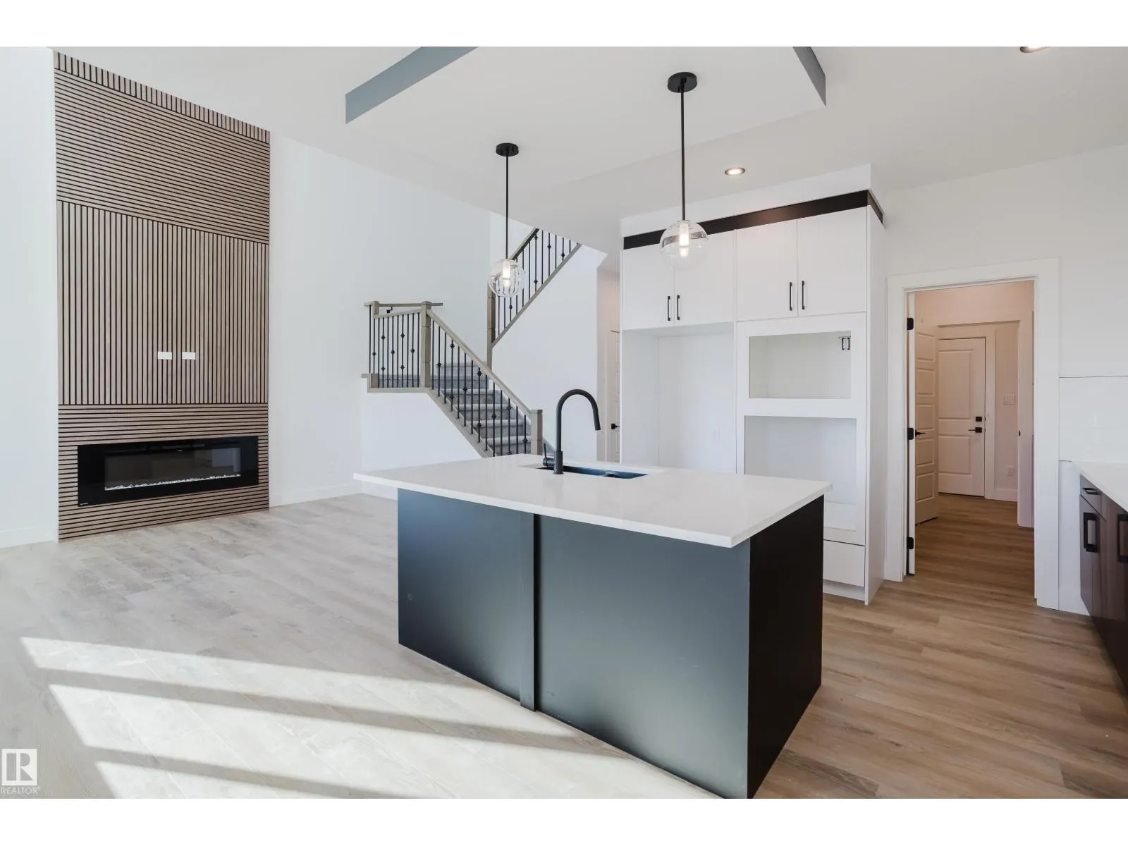 2803 188 ST NW