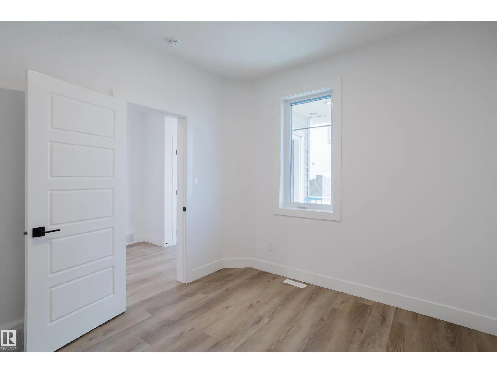 2803 188 ST NW