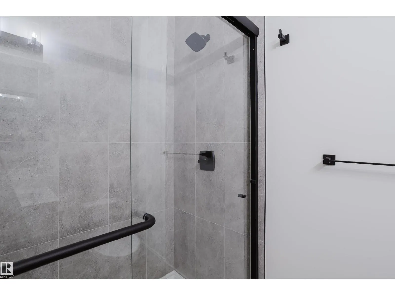 2803 188 ST NW