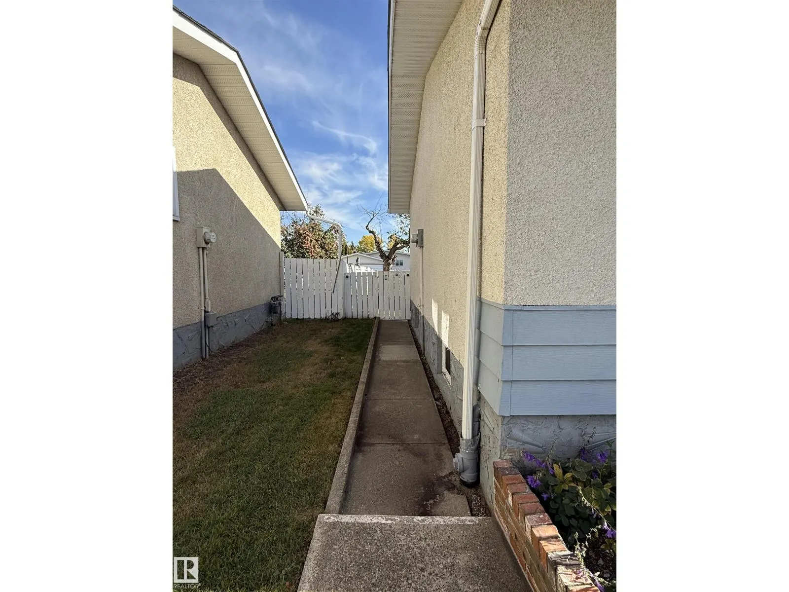 14107 96 ST NW