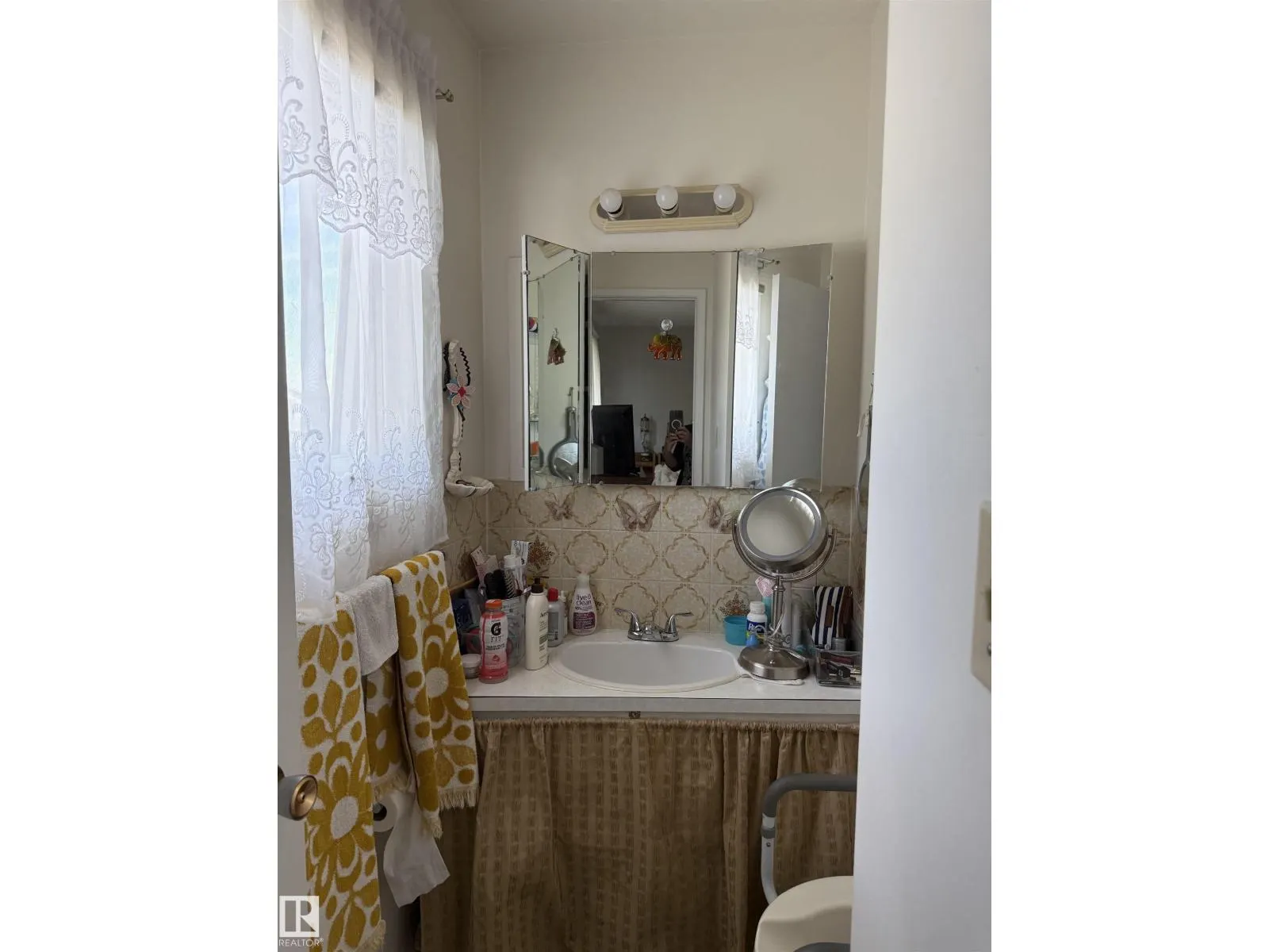 14107 96 ST NW