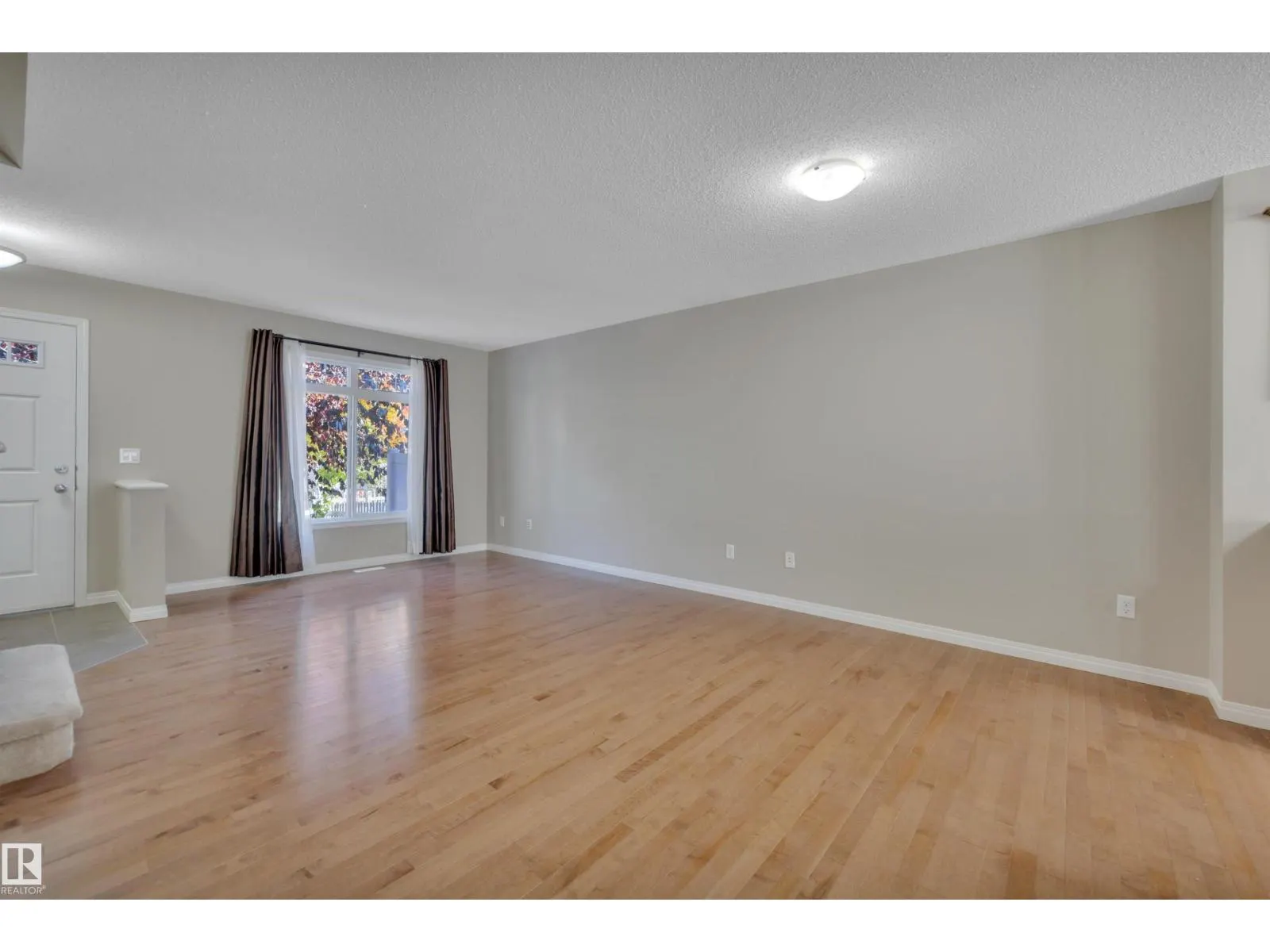 #148 1804 70 ST SW