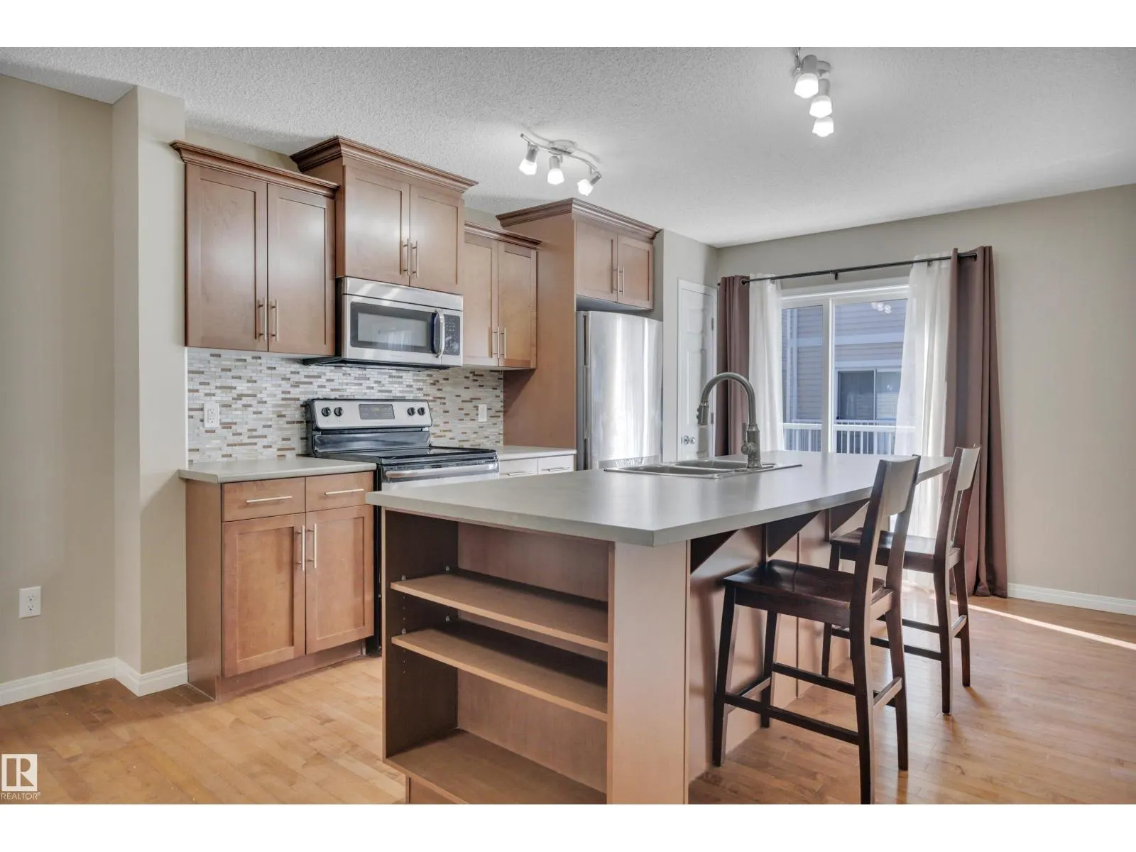 #148 1804 70 ST SW