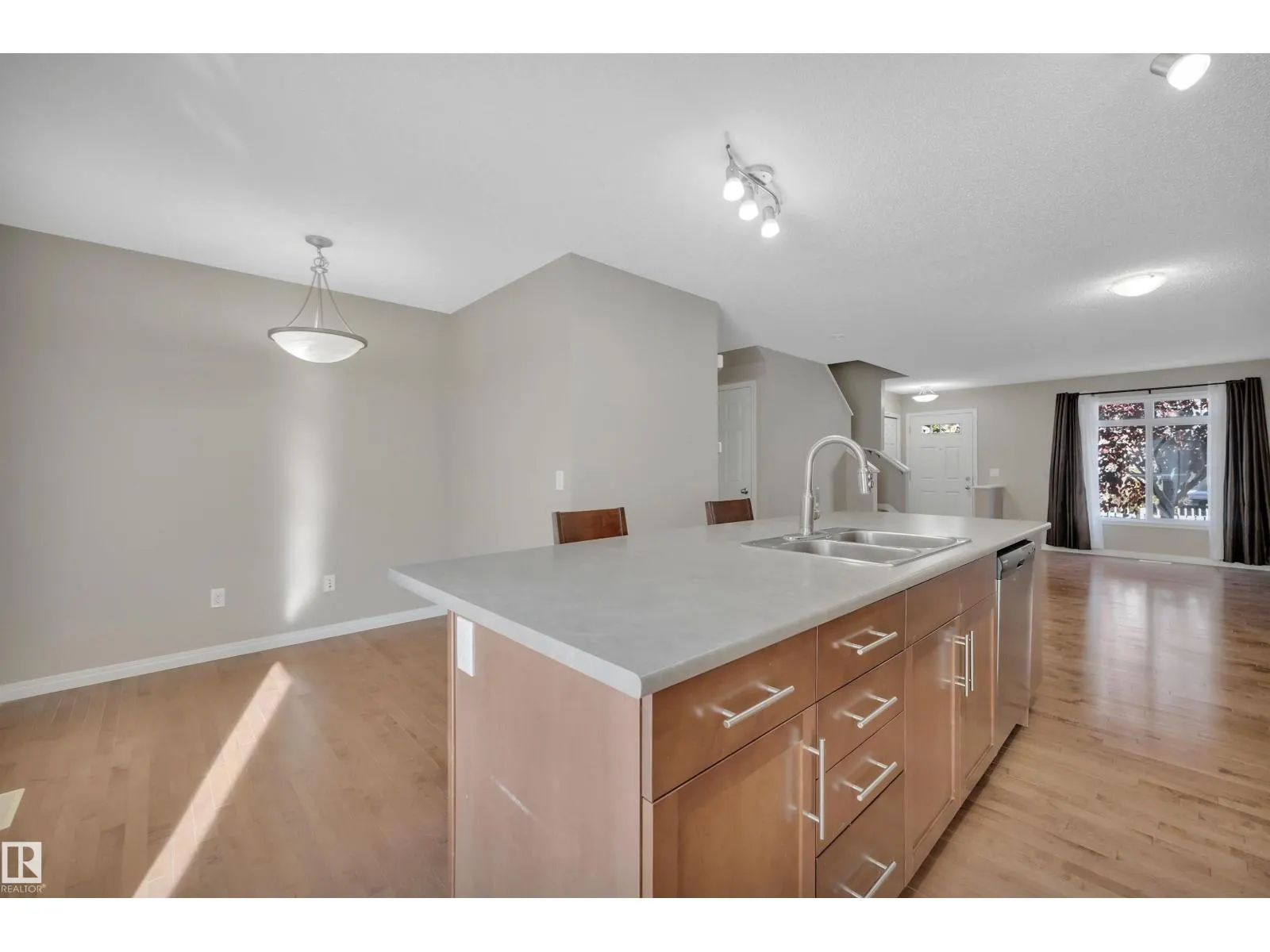 #148 1804 70 ST SW