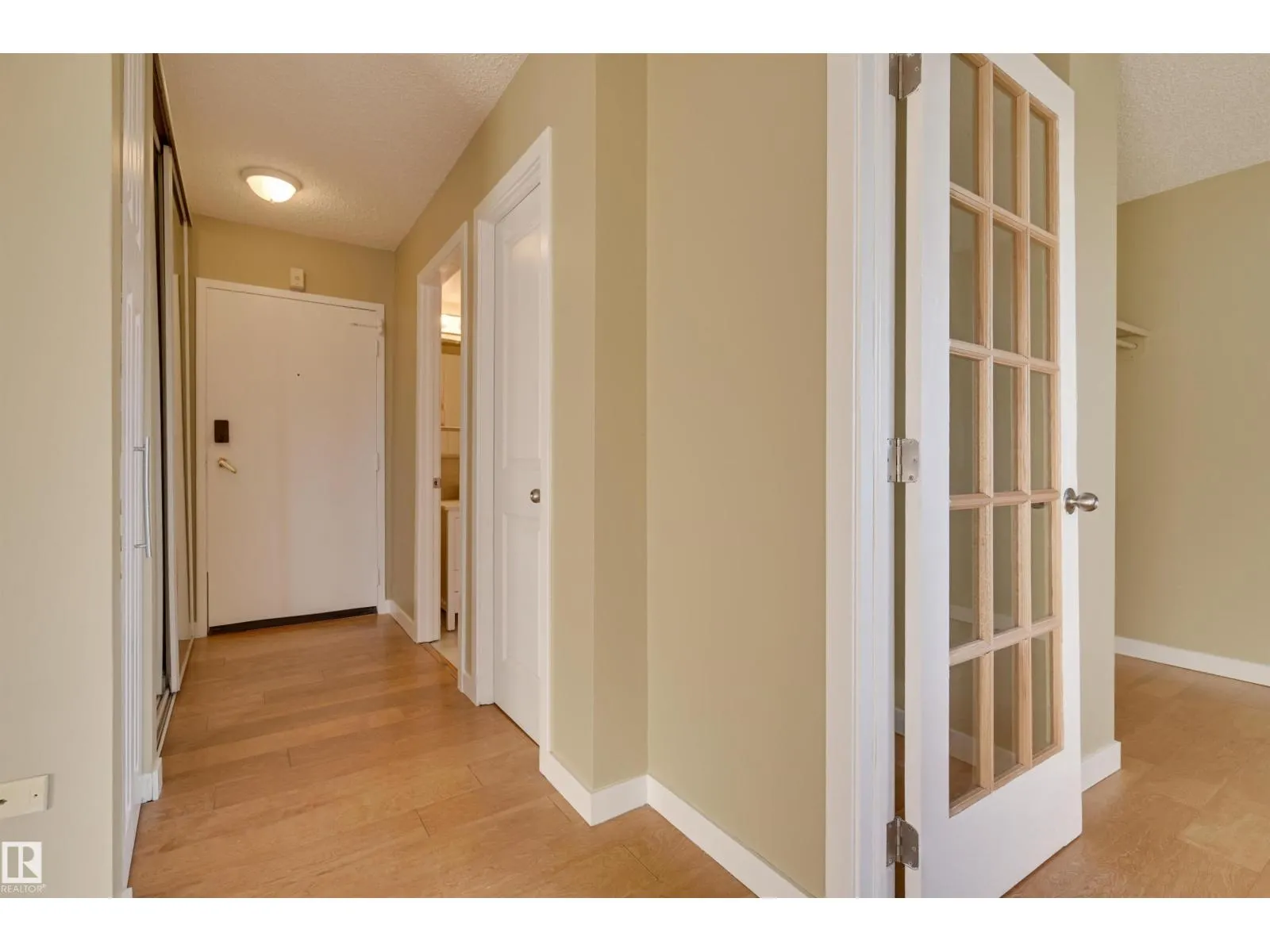 #905 10150 117 ST NW