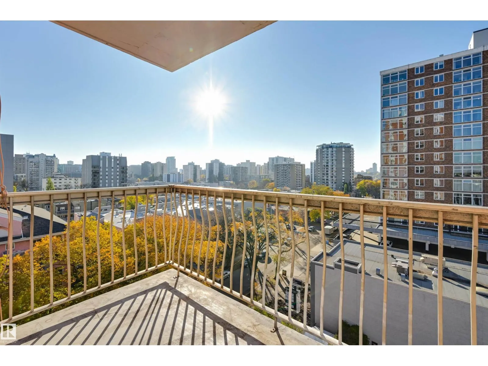 #905 10150 117 ST NW