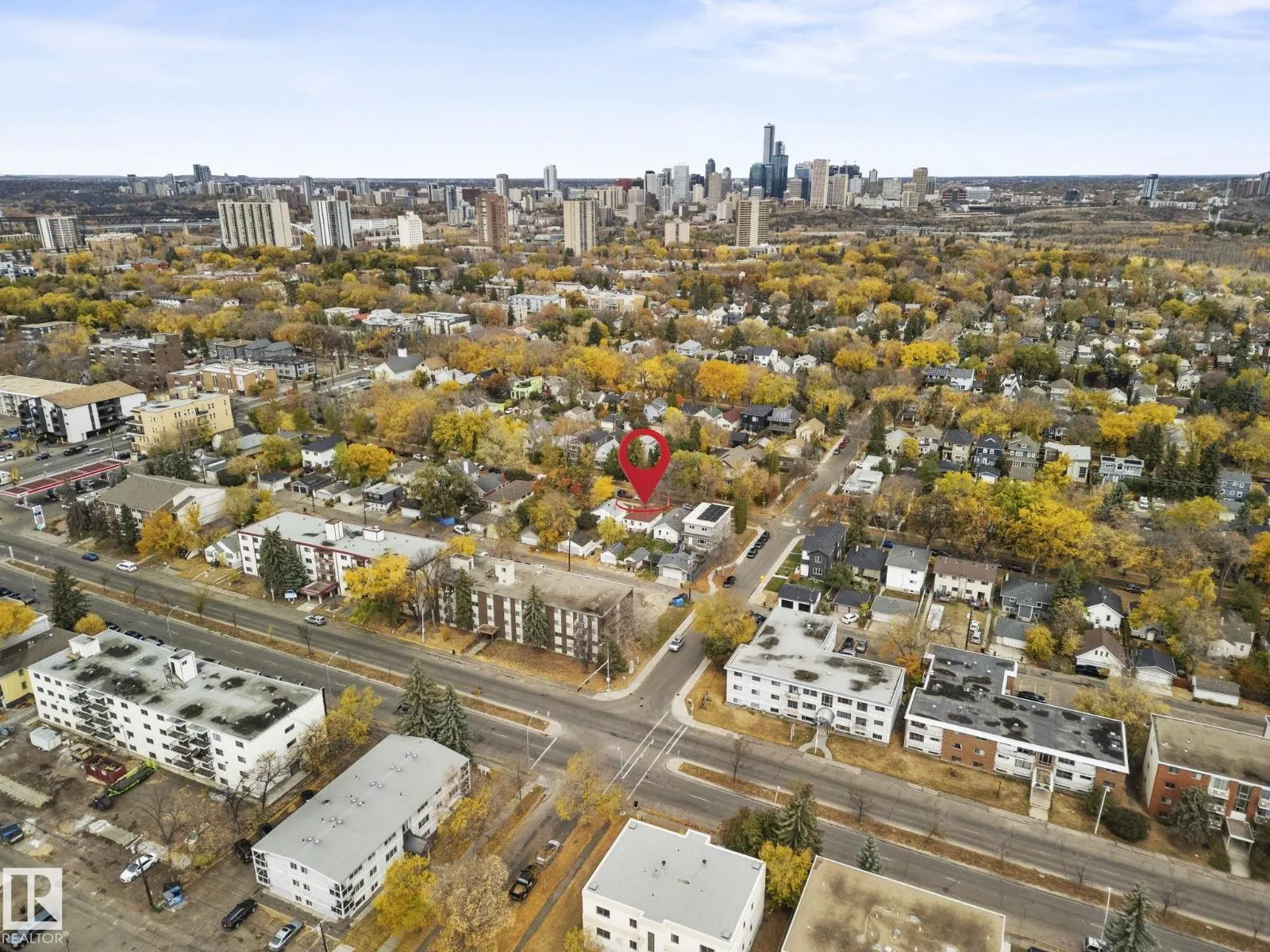 9809 83 AV NW