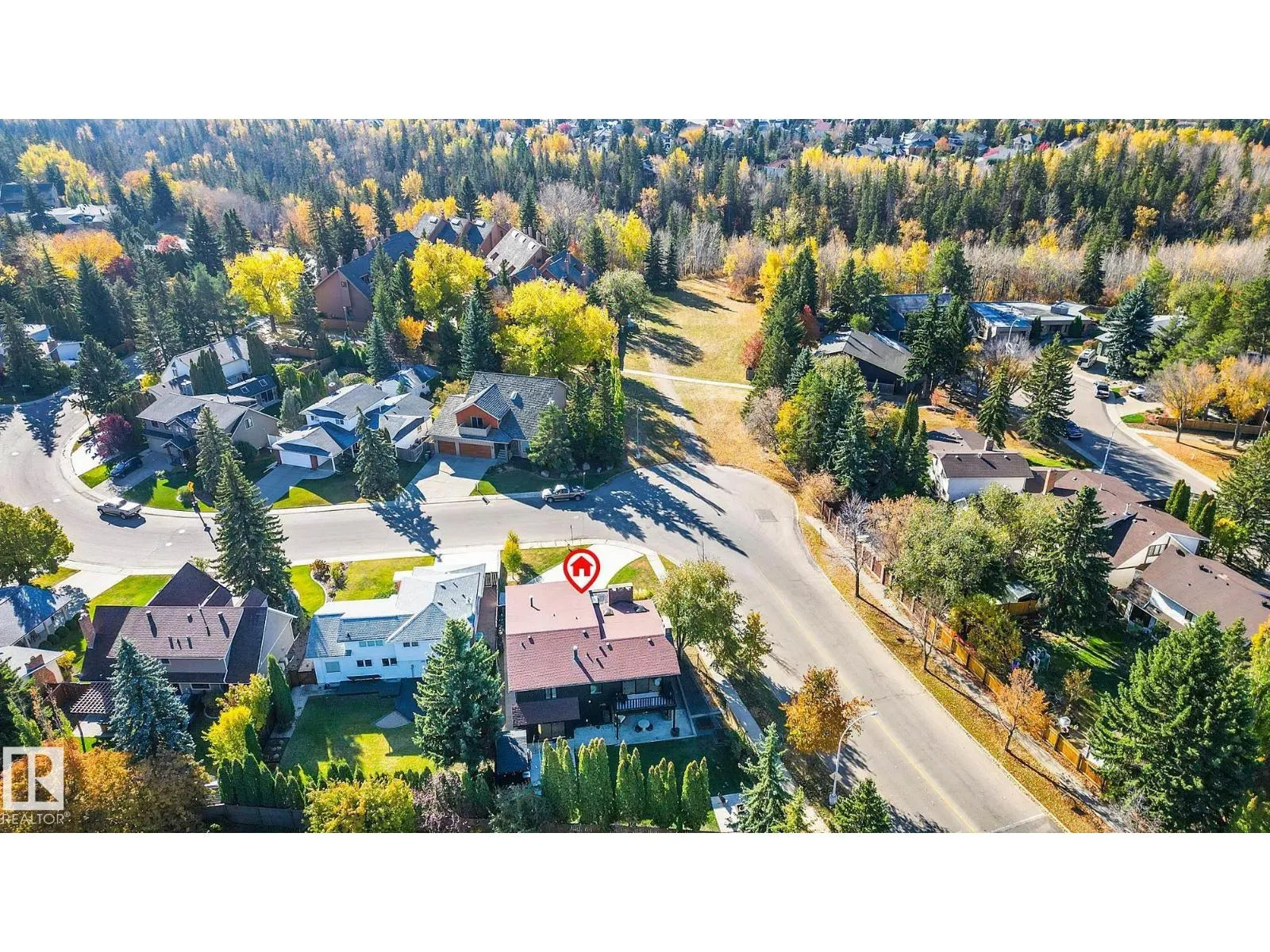 100 WOLF WILLOW CR NW