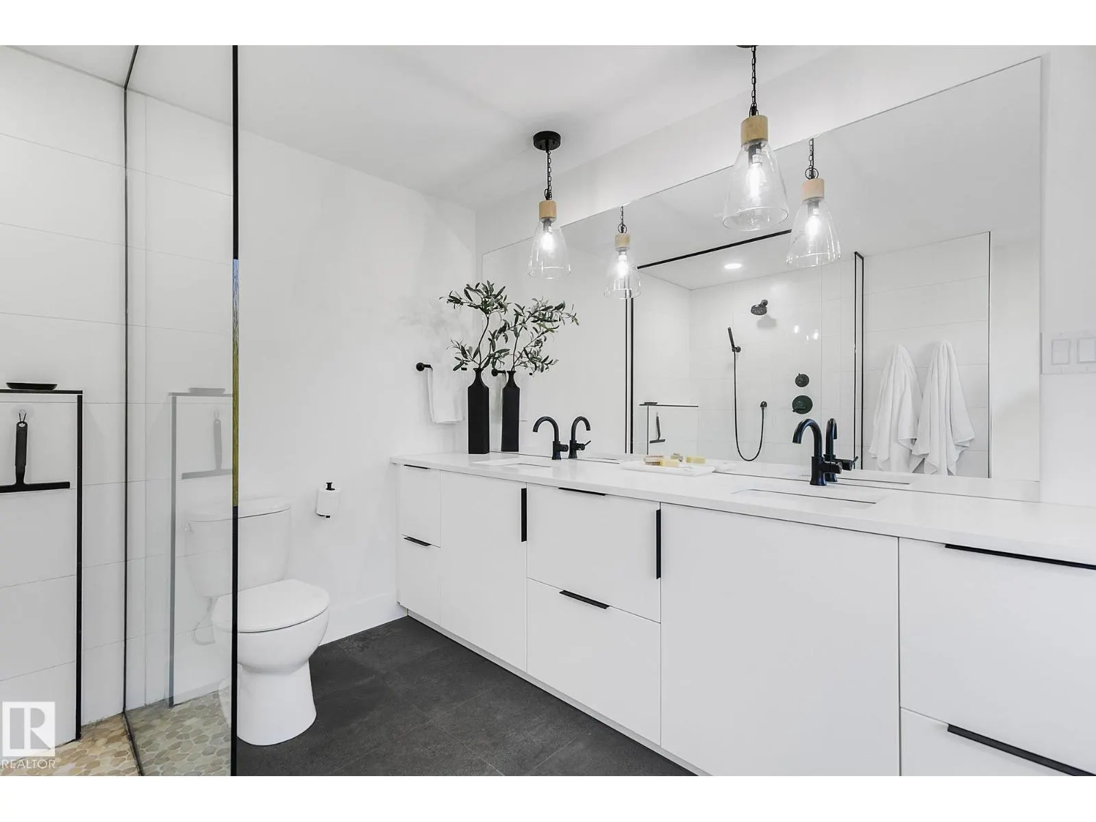 100 WOLF WILLOW CR NW