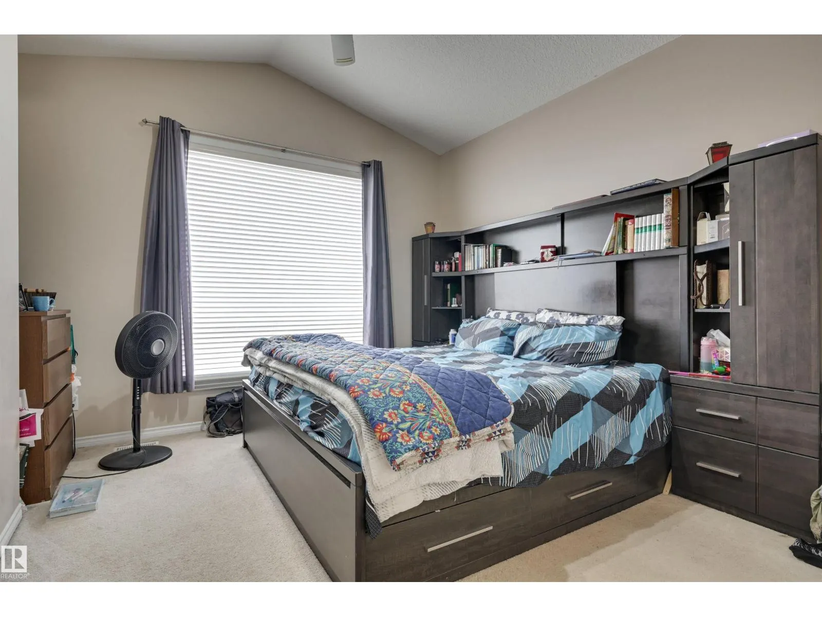 15532 103 ST NW