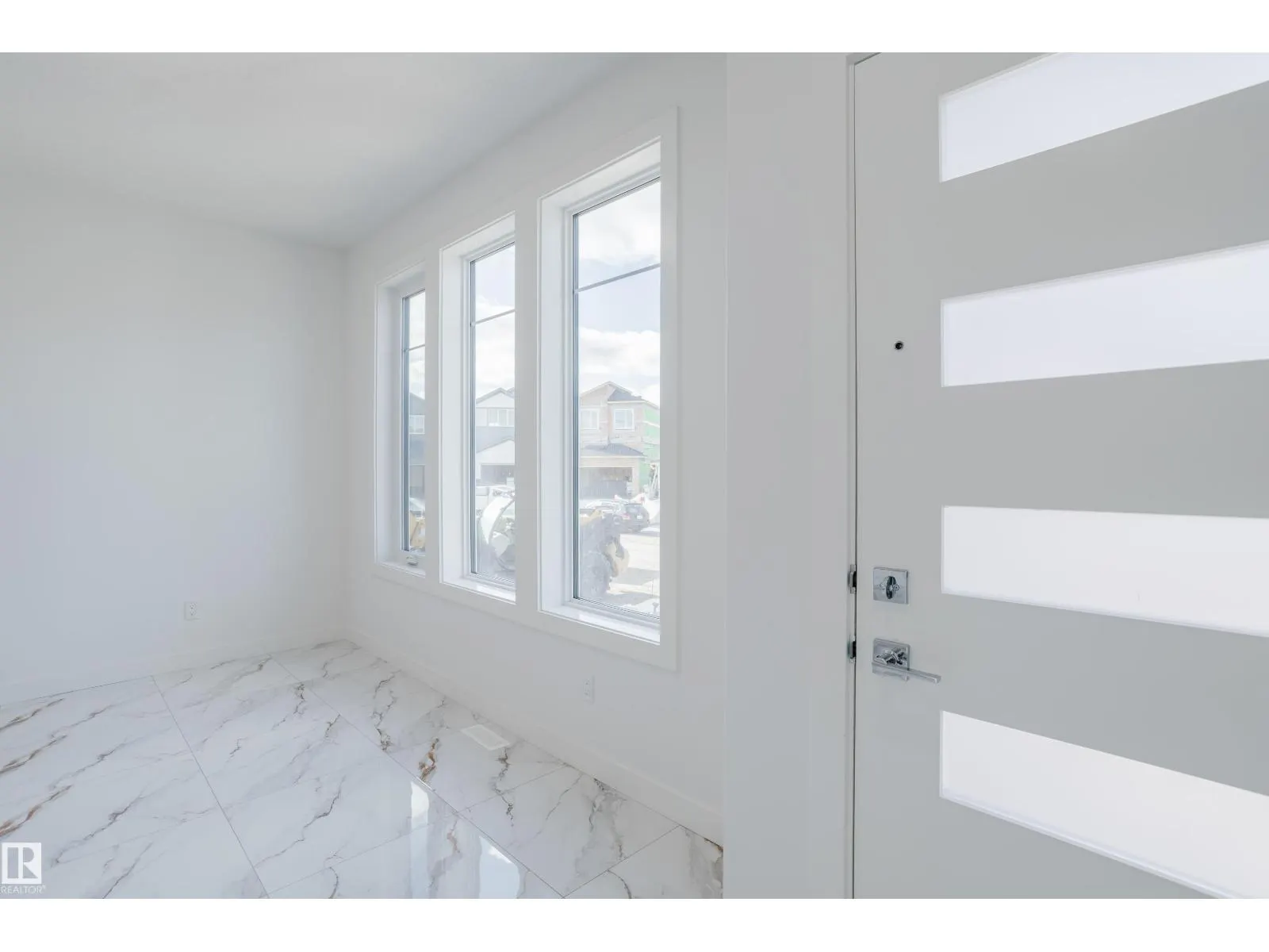4105 67 ST