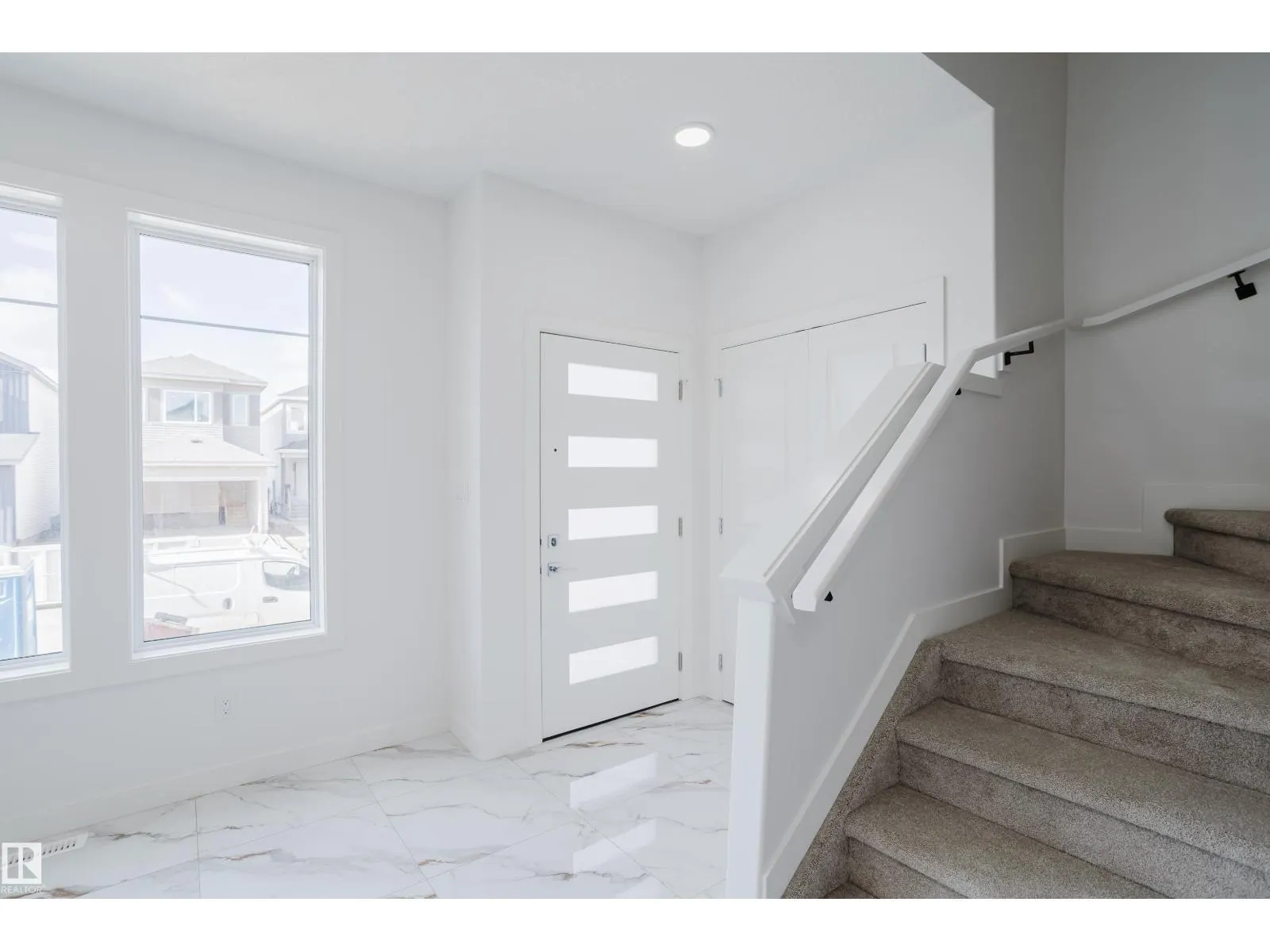 4105 67 ST