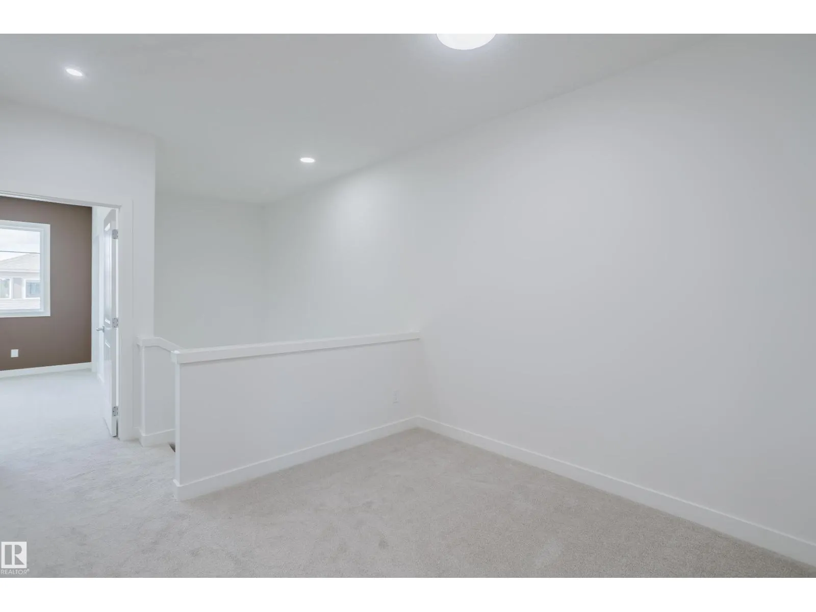 4105 67 ST