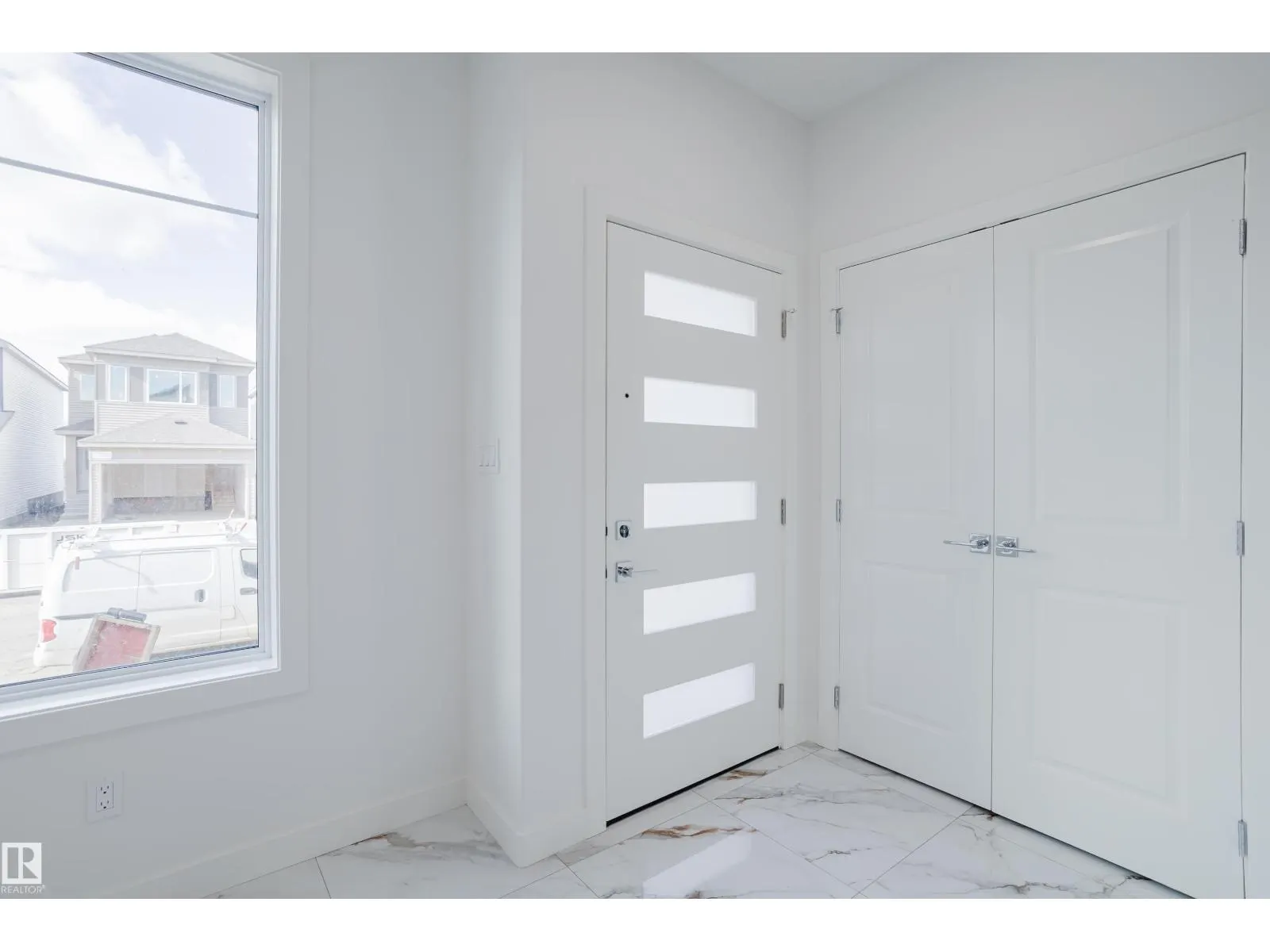 4105 67 ST